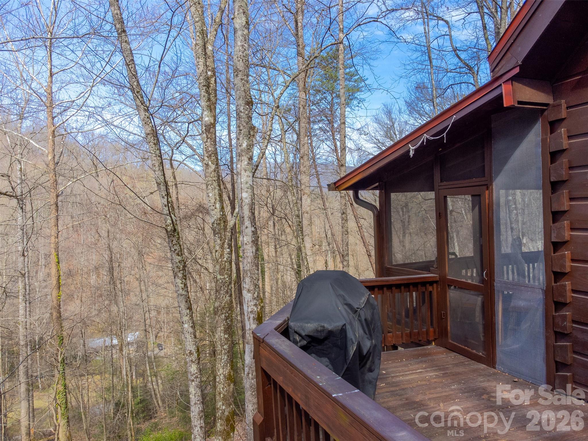 170 Wilkes Road — Bryson City