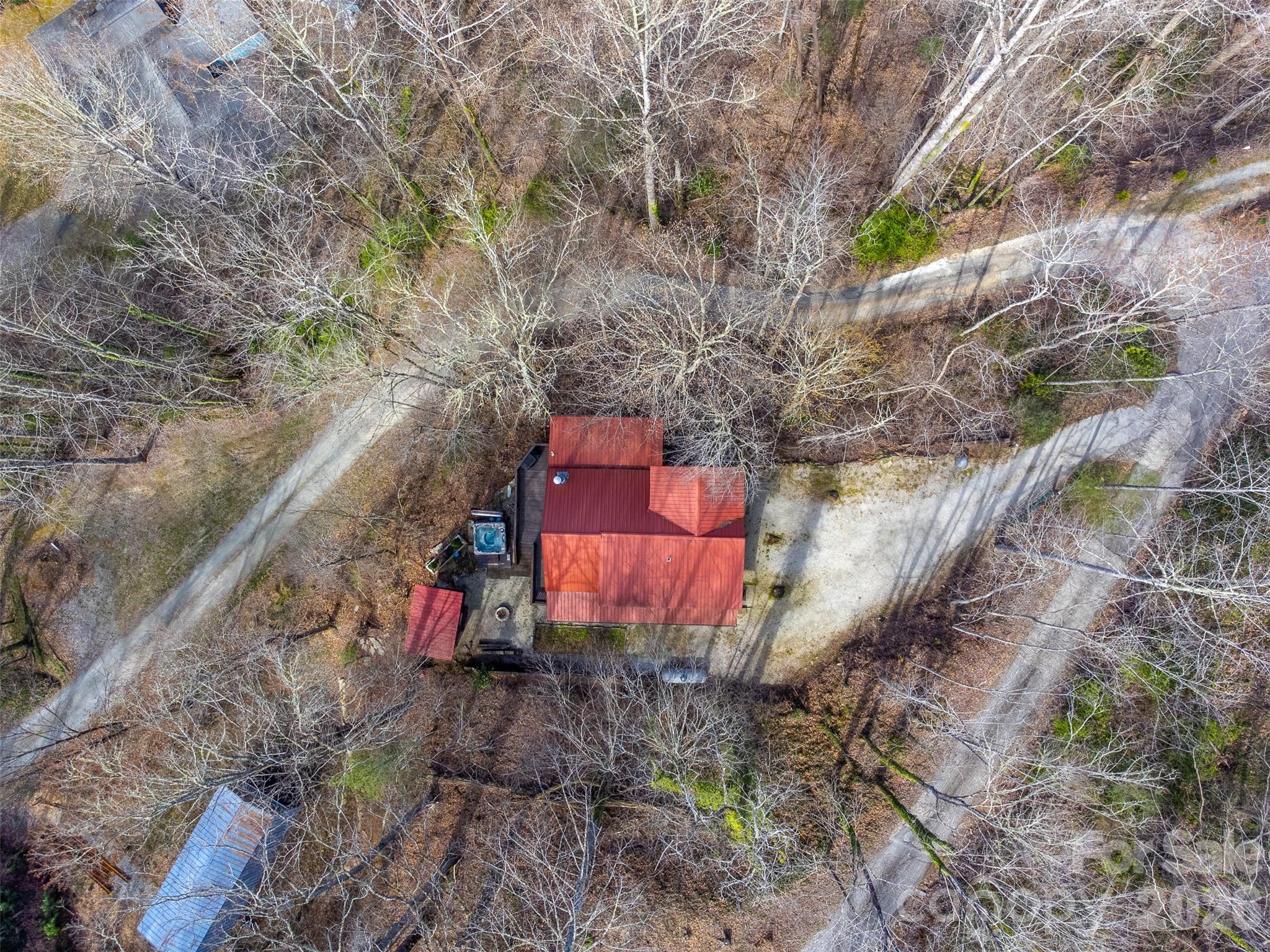 170 Wilkes Road — Bryson City