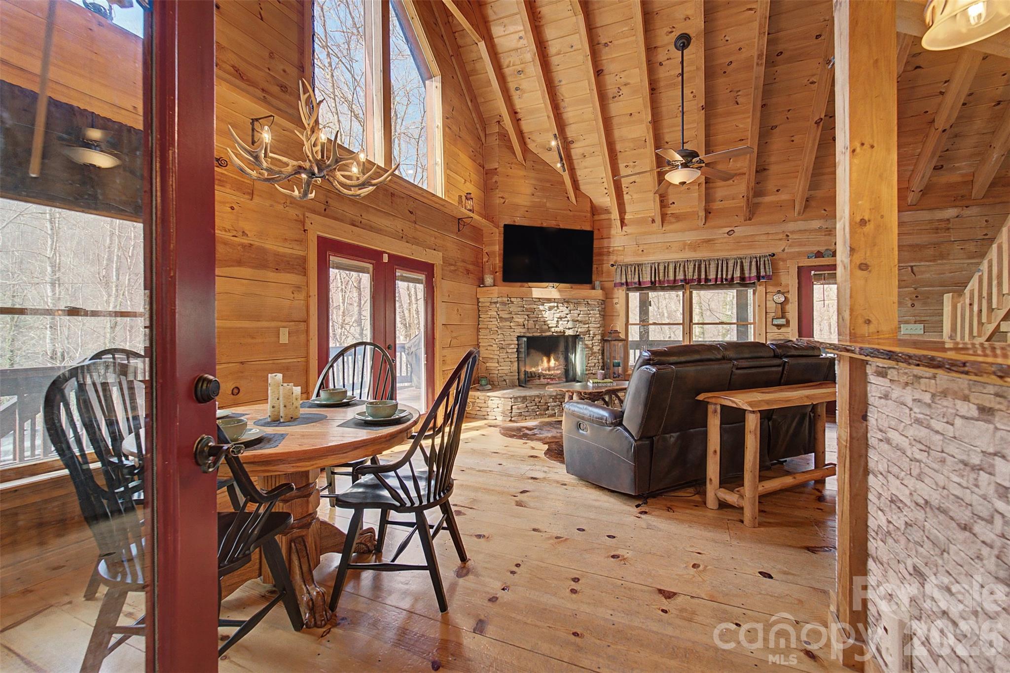 170 Wilkes Road — Bryson City
