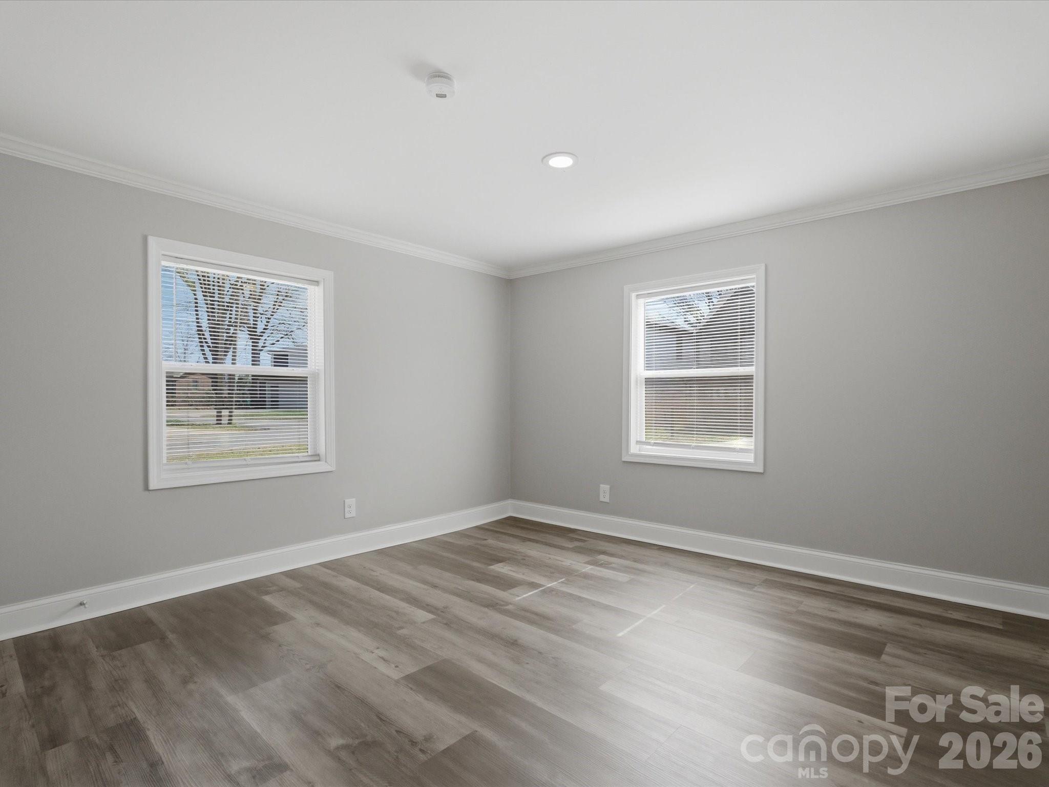 3900 Plainview Road — Charlotte