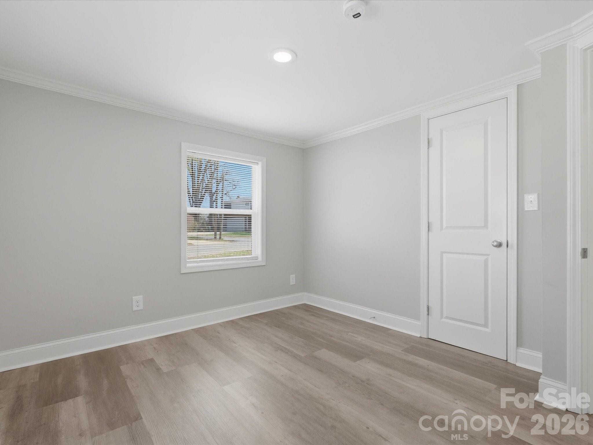 3900 Plainview Road — Charlotte