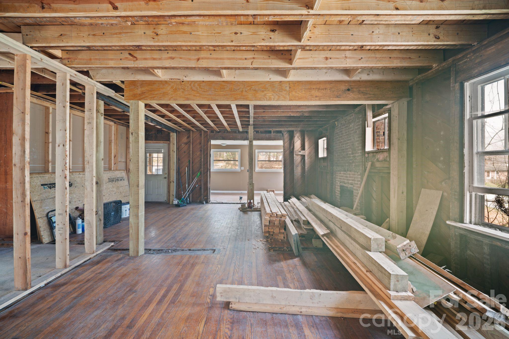 141 Louisiana Avenue — Asheville