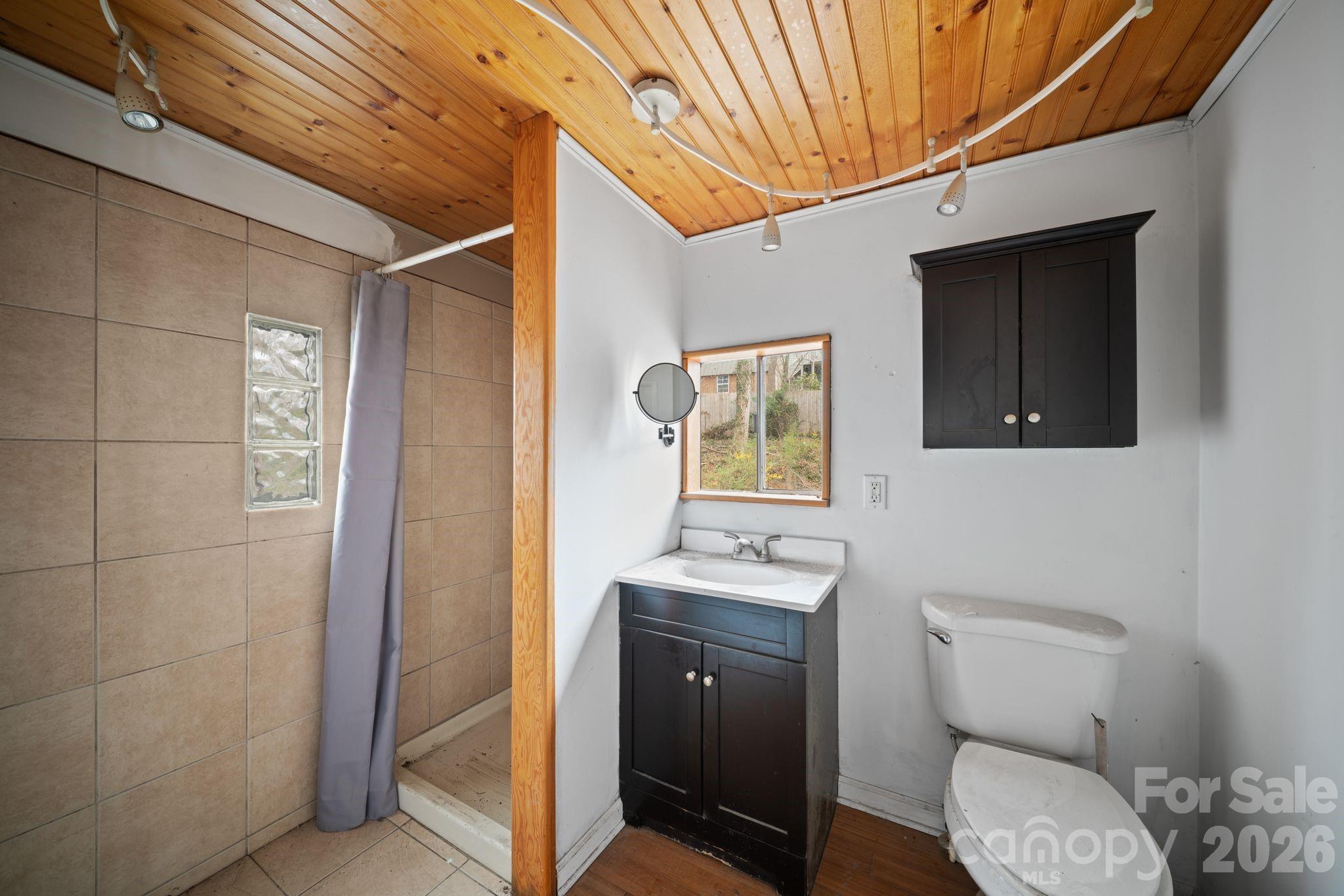 141 Louisiana Avenue — Asheville