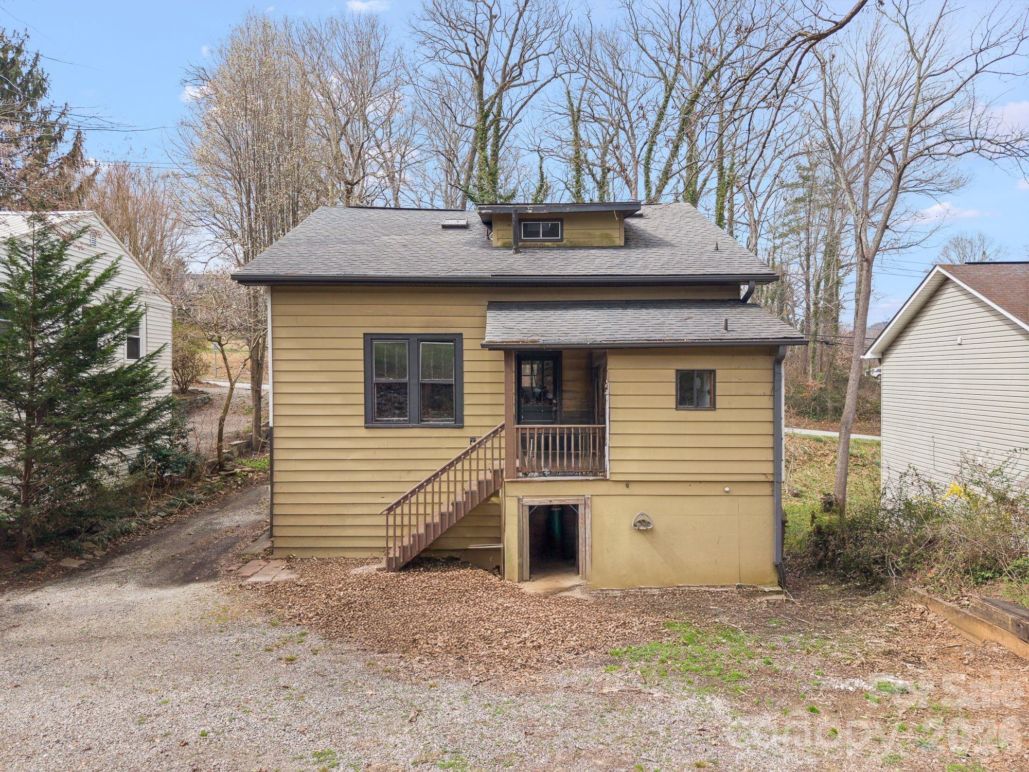 141 Louisiana Avenue — Asheville