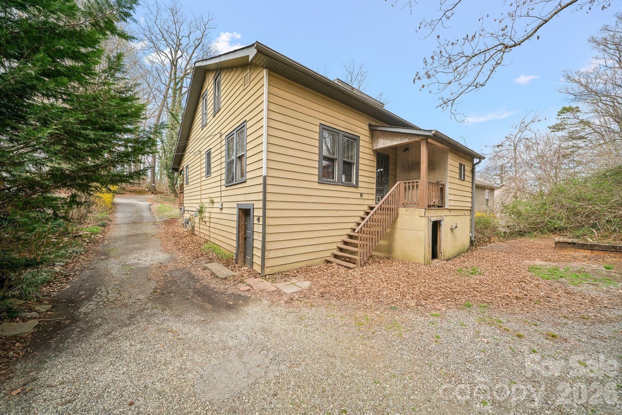 141 Louisiana Avenue — Asheville