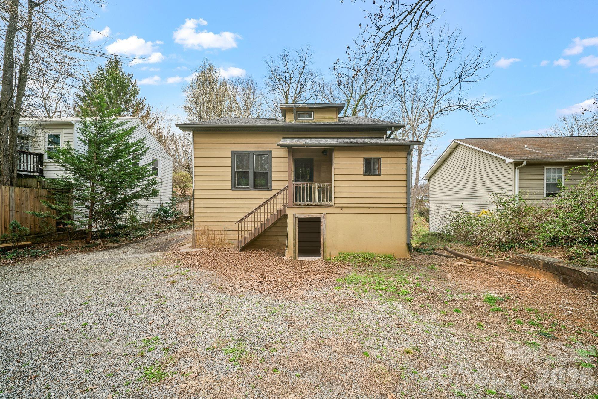 141 Louisiana Avenue — Asheville
