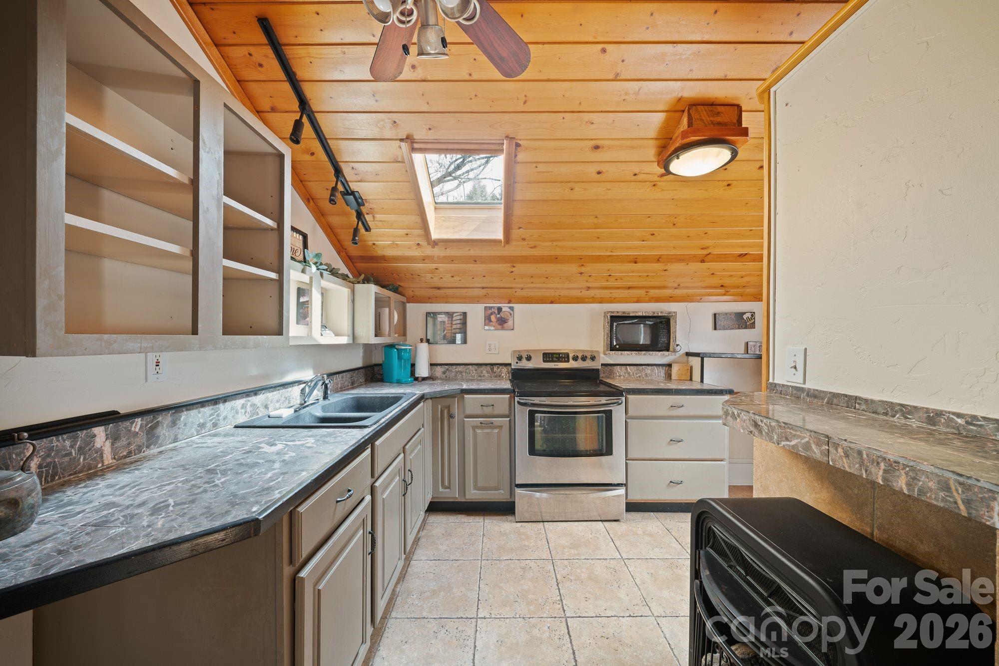 141 Louisiana Avenue — Asheville