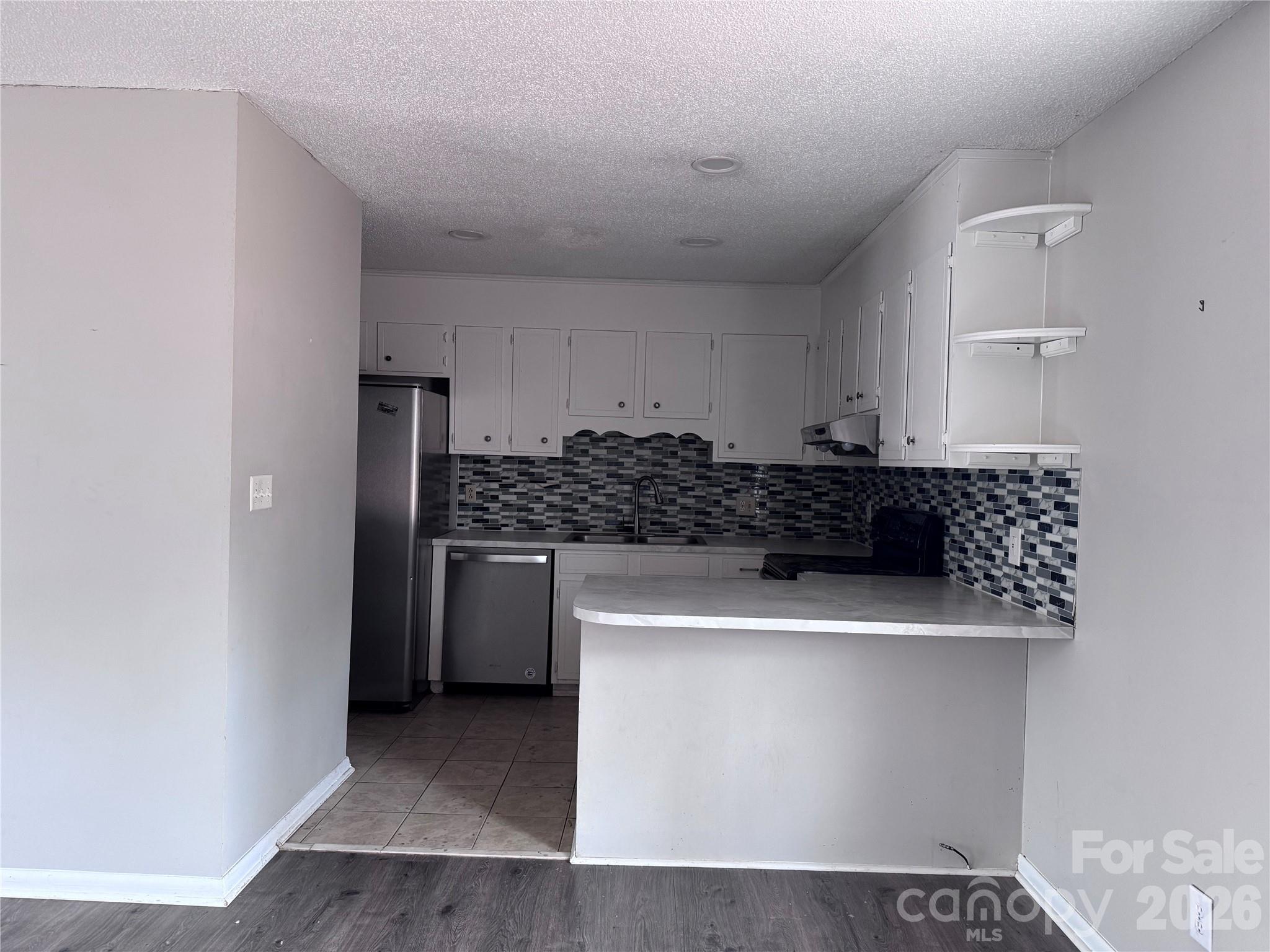 1511 Old Carriage Drive — Newton