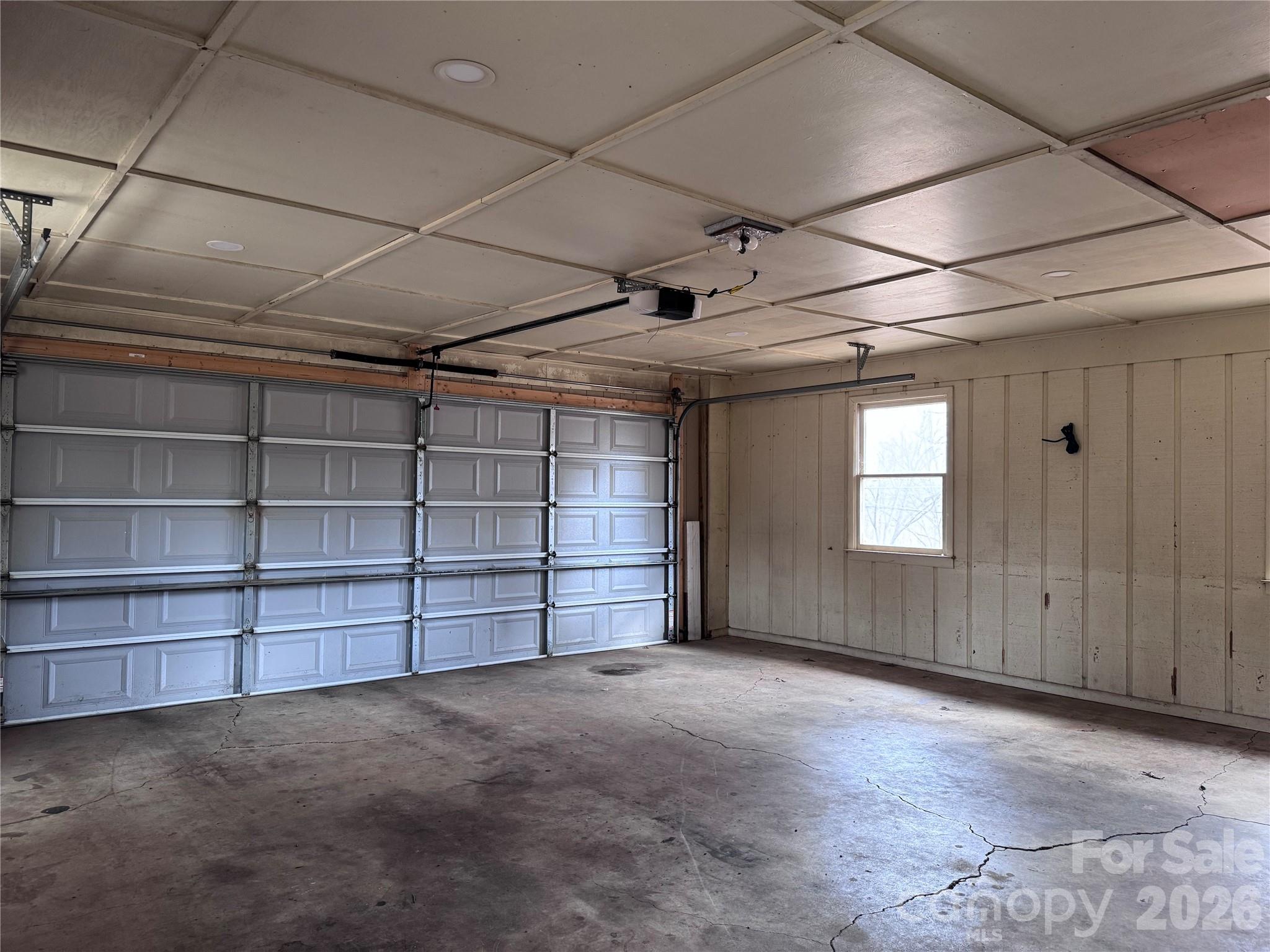 1511 Old Carriage Drive — Newton