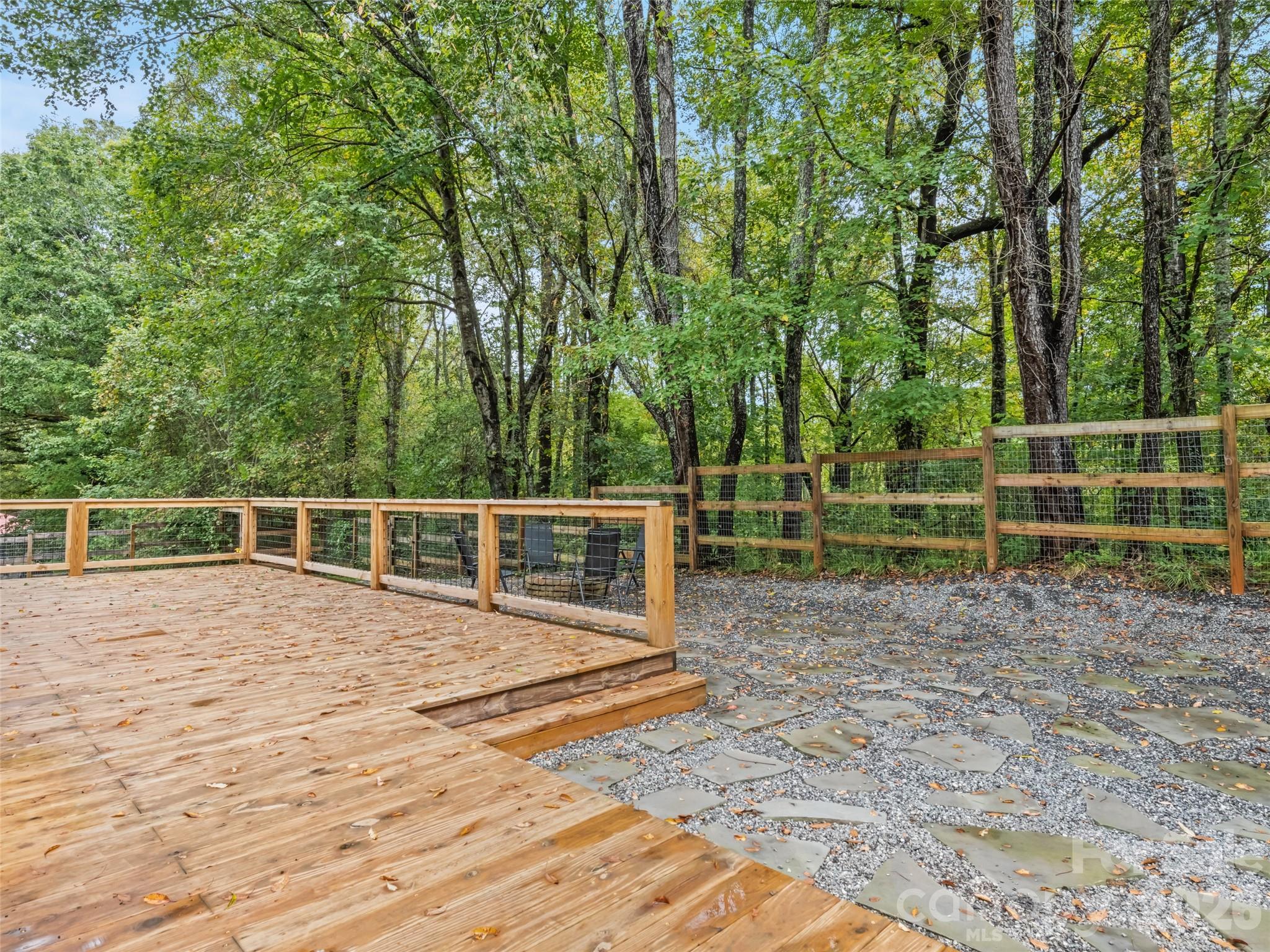 364 Lee Street — Sylva