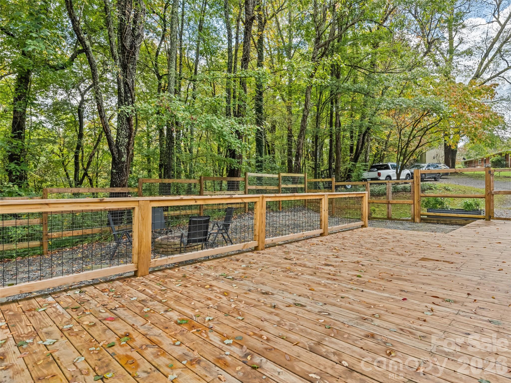 364 Lee Street — Sylva