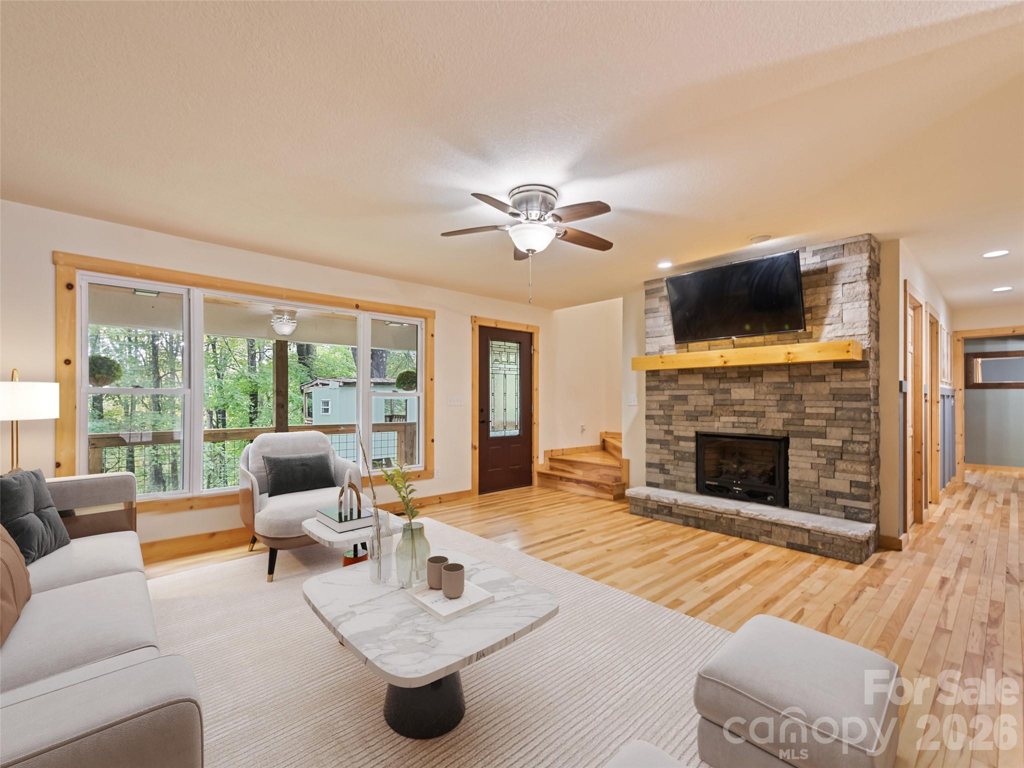 364 Lee Street — Sylva