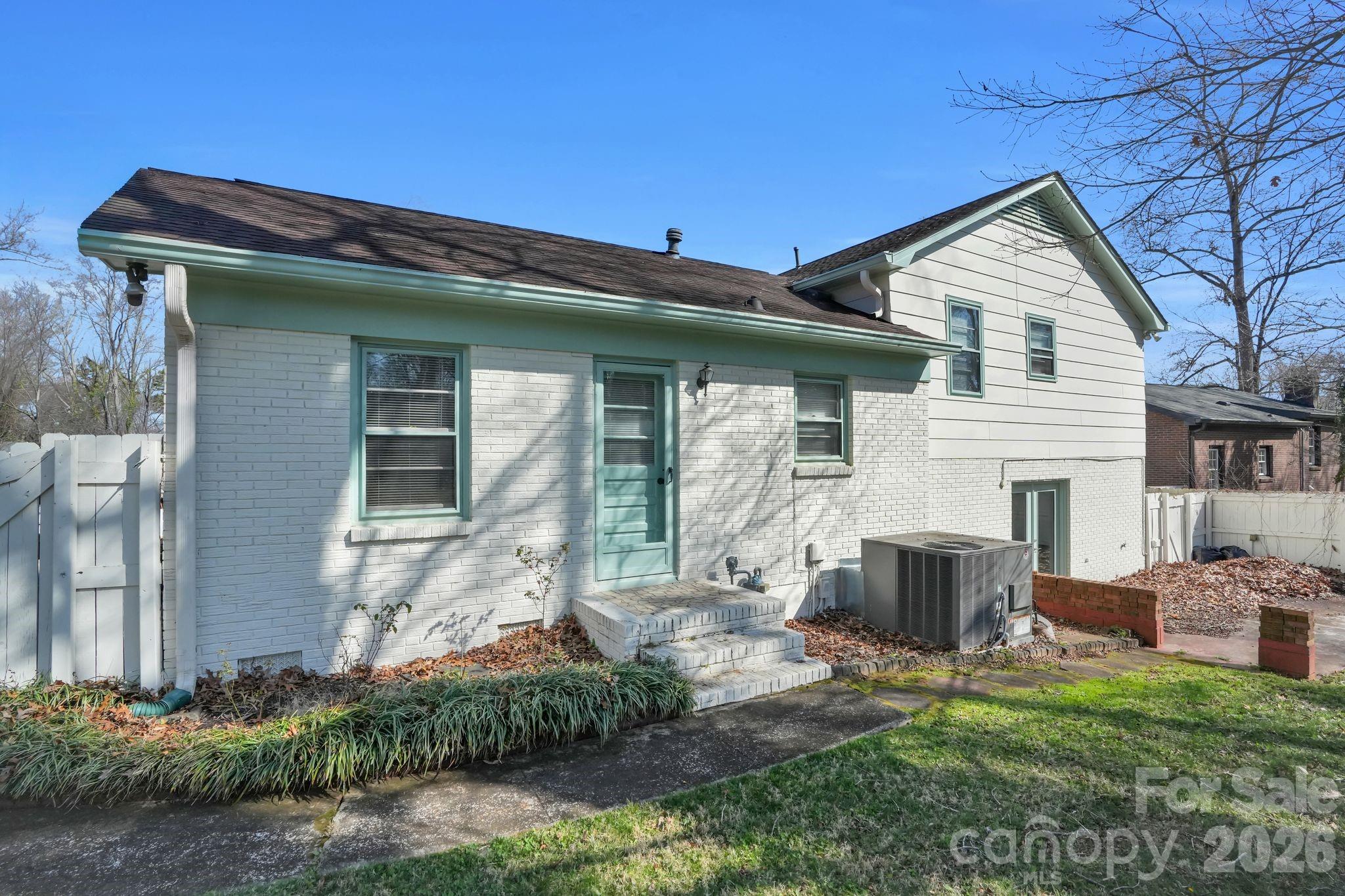3518 Donovan Place — Charlotte