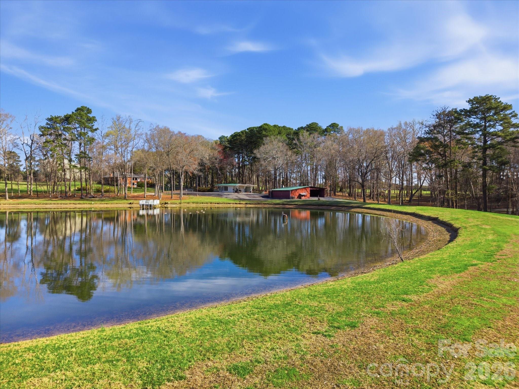 7591 Charlotte Highway — York