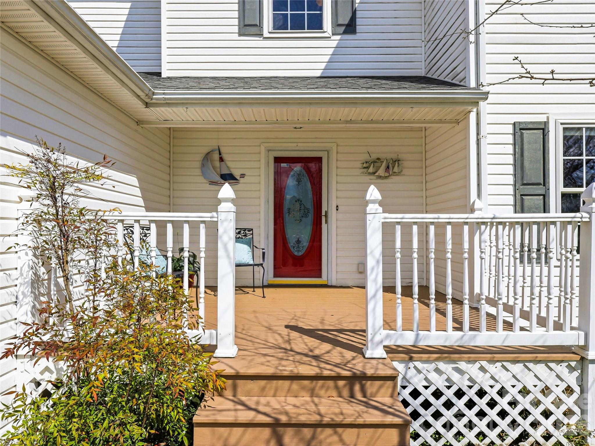 61 Rolling Hills Road — Mills River