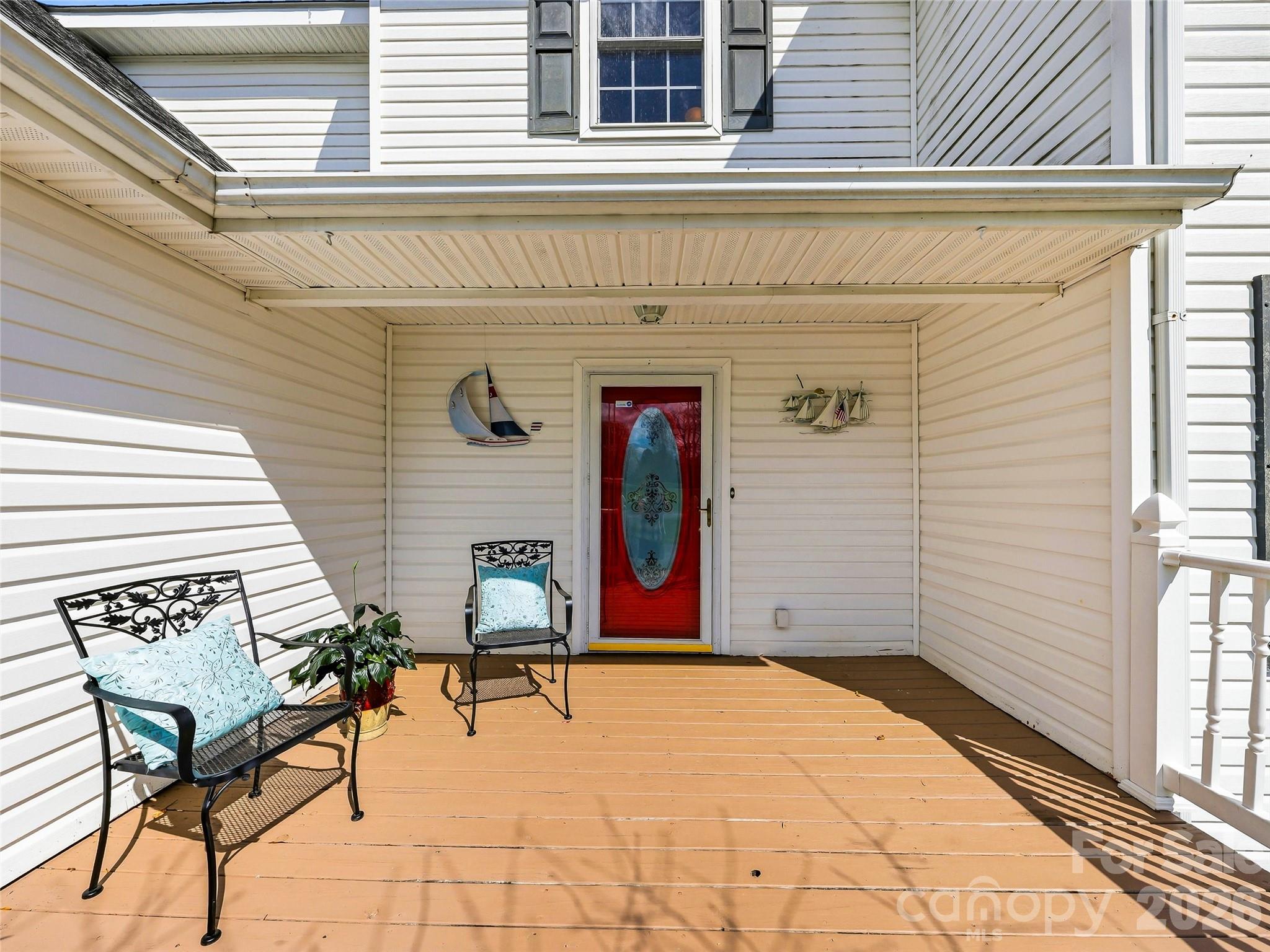 61 Rolling Hills Road — Mills River
