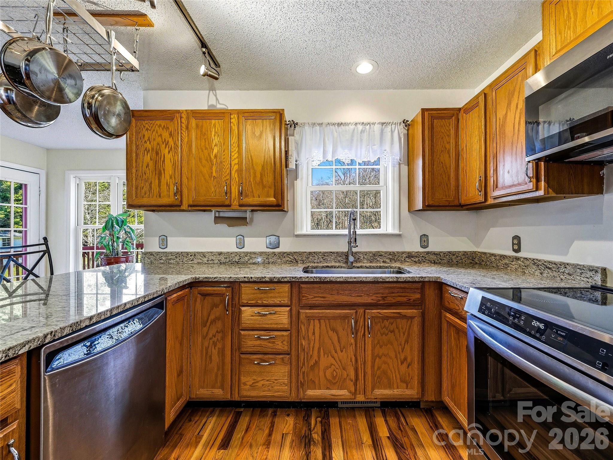 61 Rolling Hills Road — Mills River