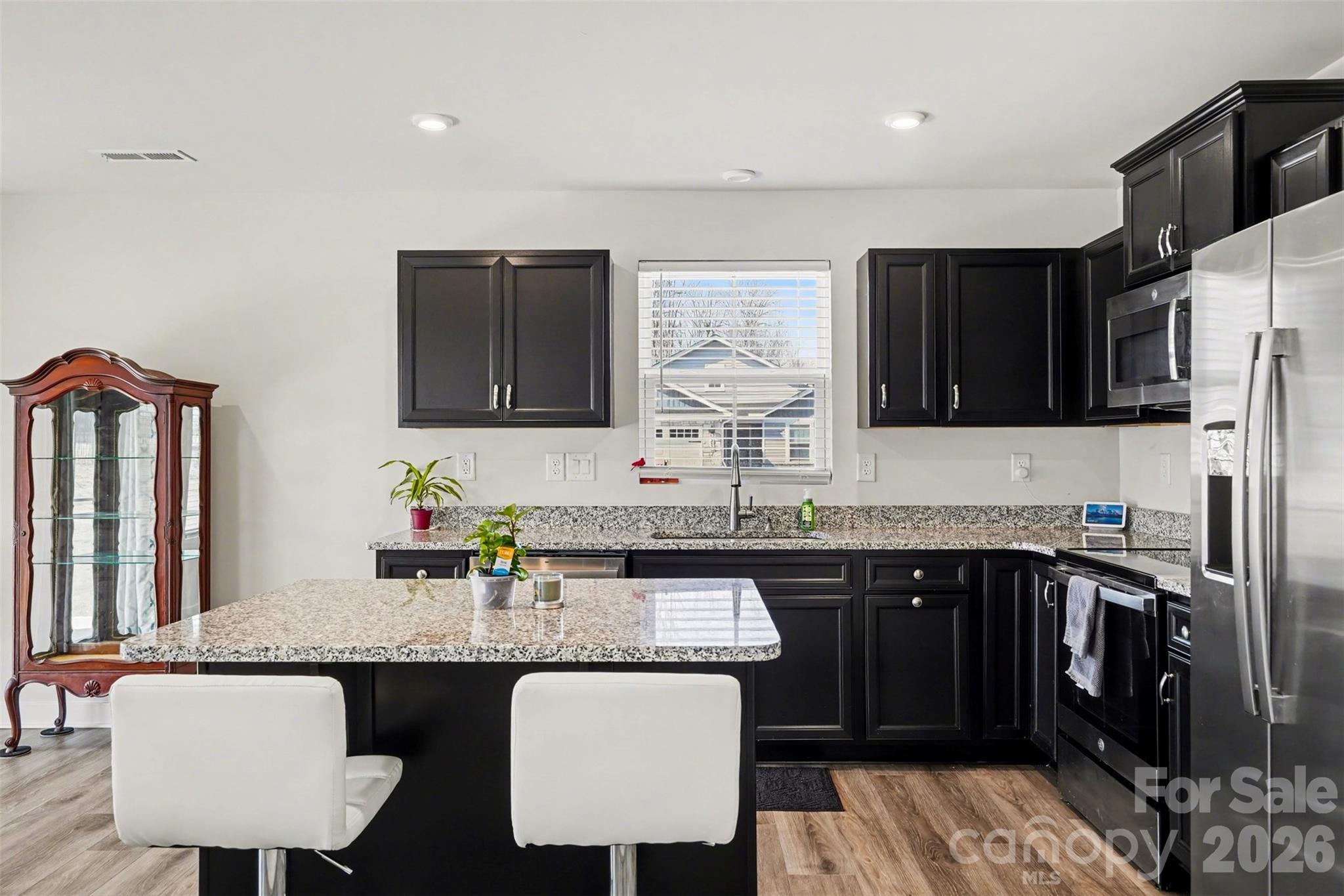 621 Grandiflora Avenue — Lancaster