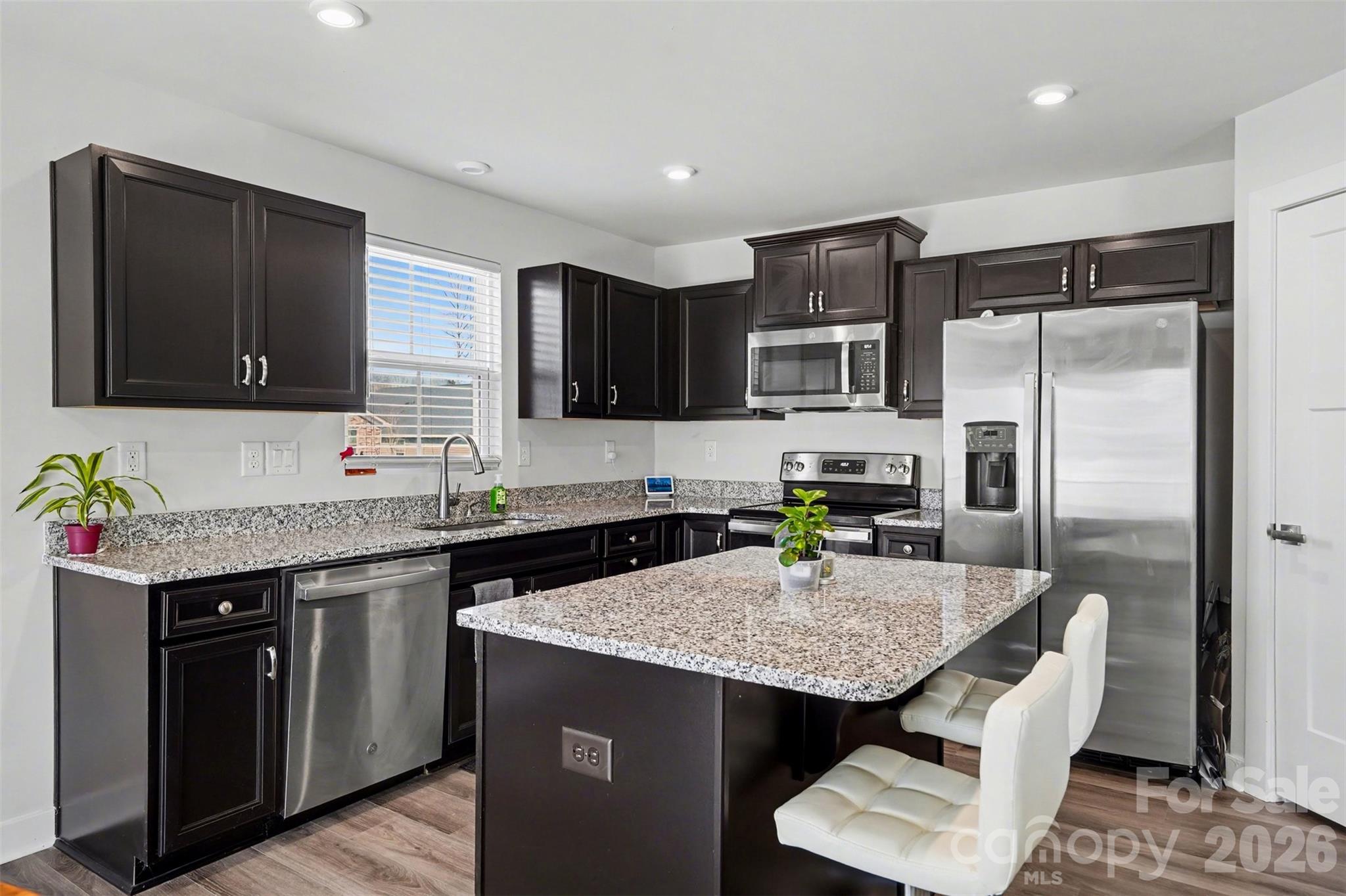 621 Grandiflora Avenue — Lancaster