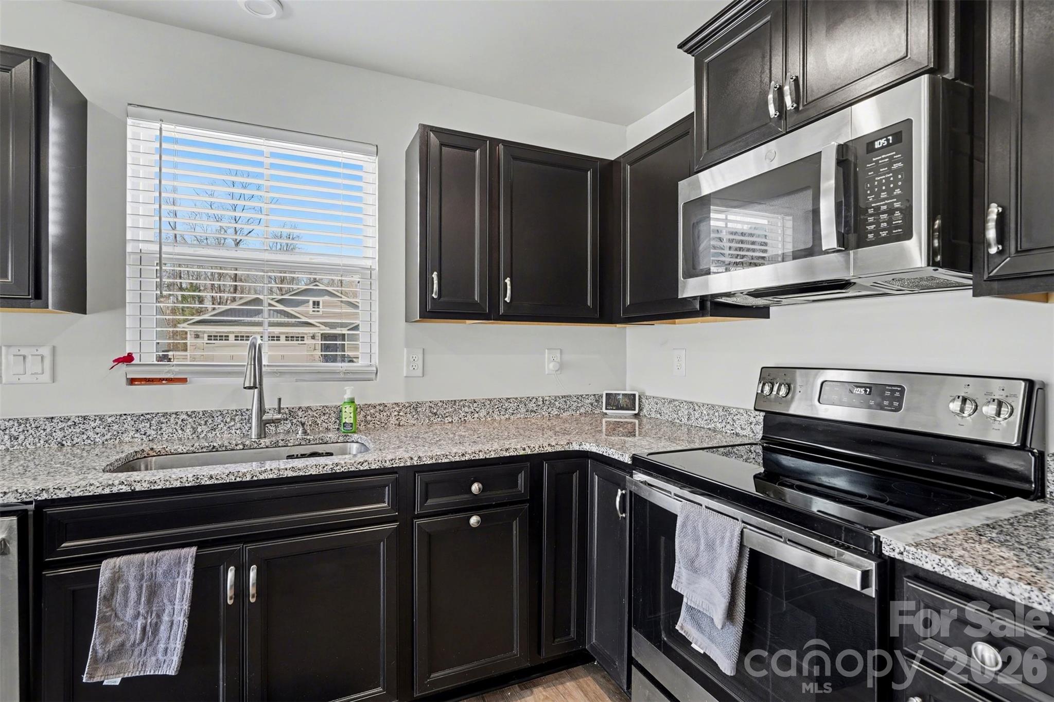 621 Grandiflora Avenue — Lancaster