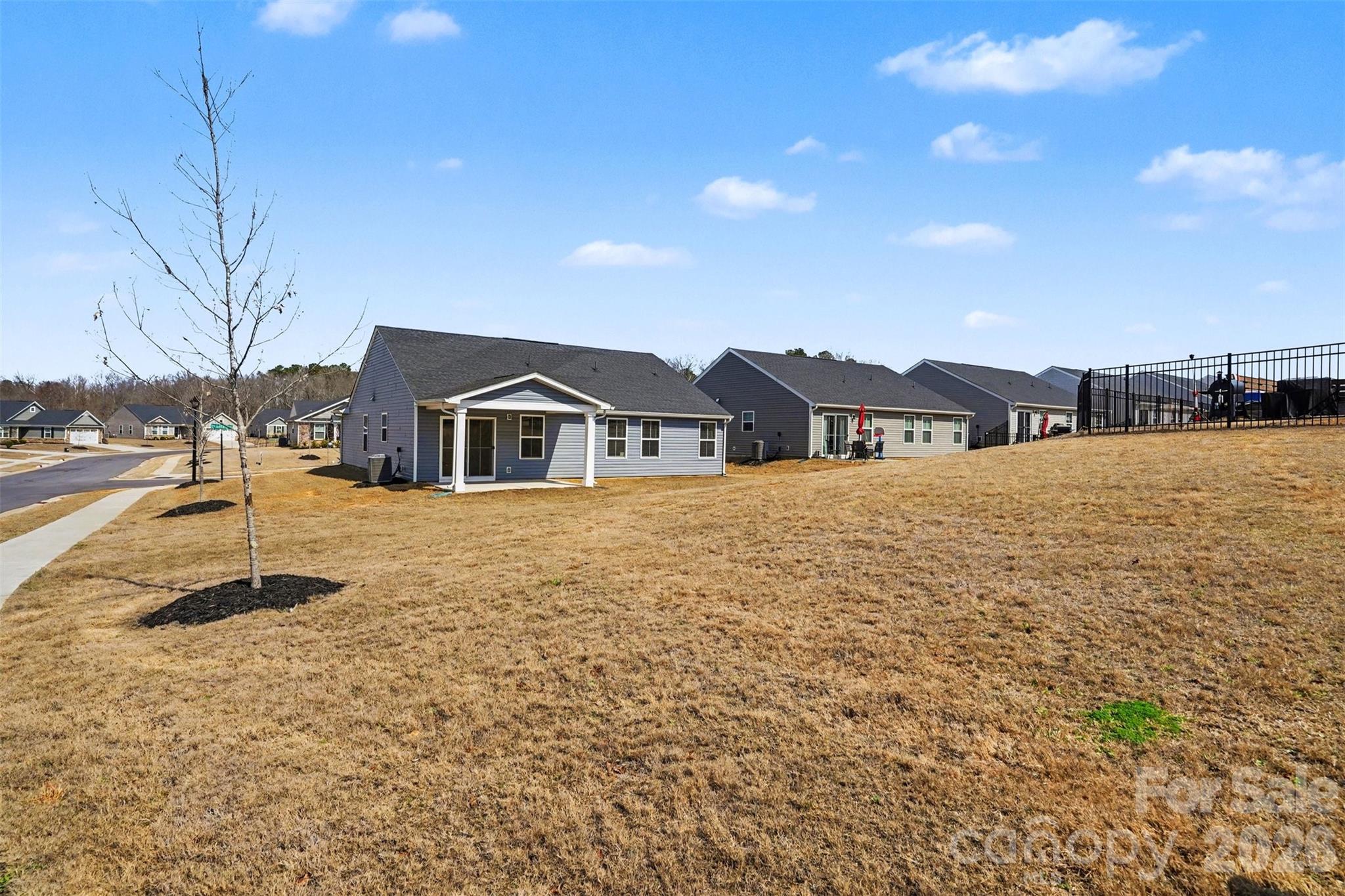621 Grandiflora Avenue — Lancaster