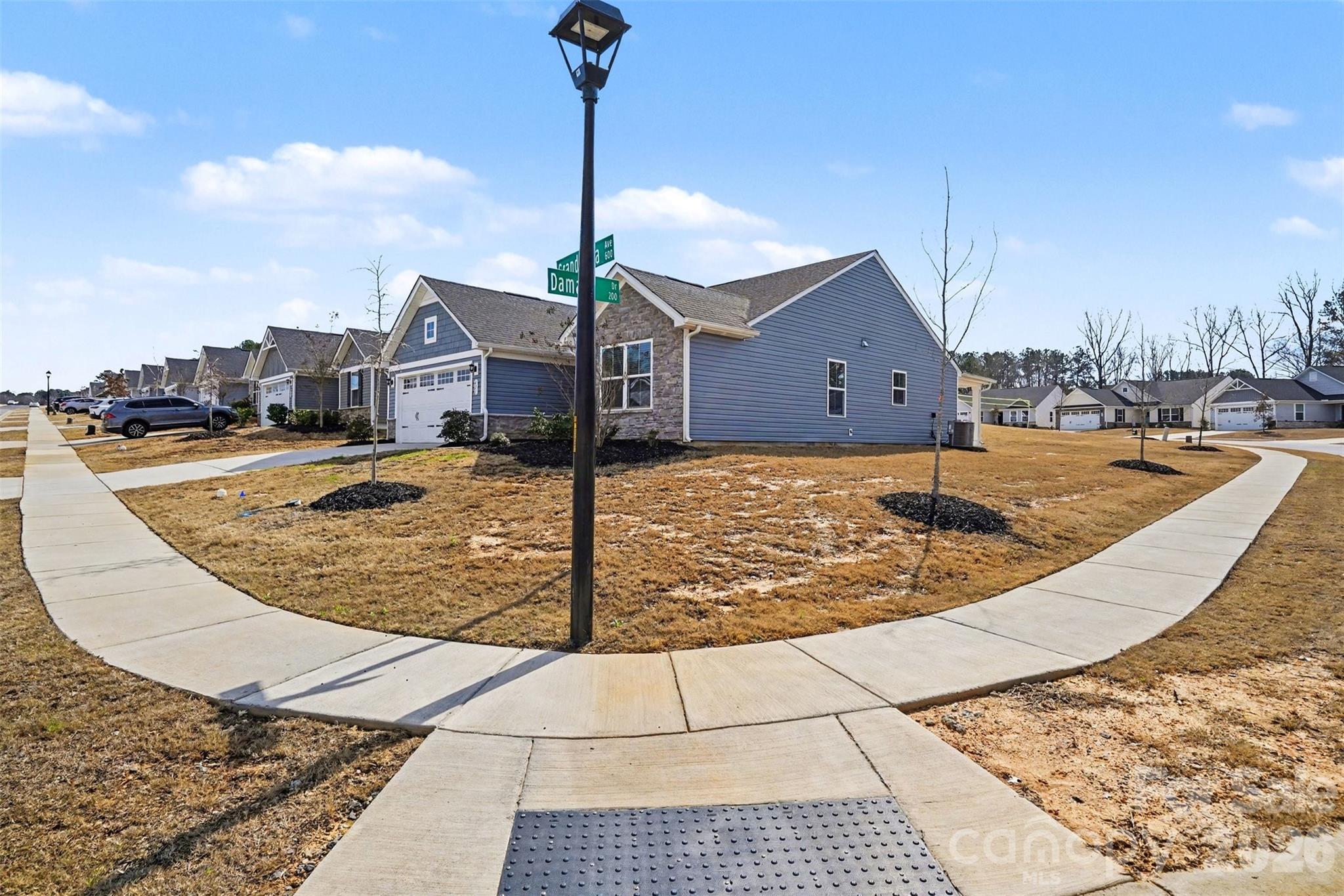 621 Grandiflora Avenue — Lancaster