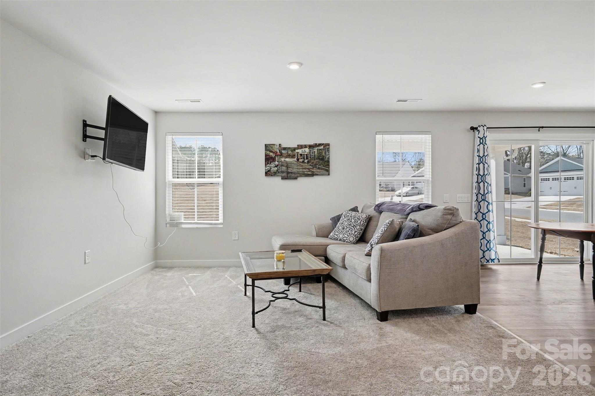 621 Grandiflora Avenue — Lancaster