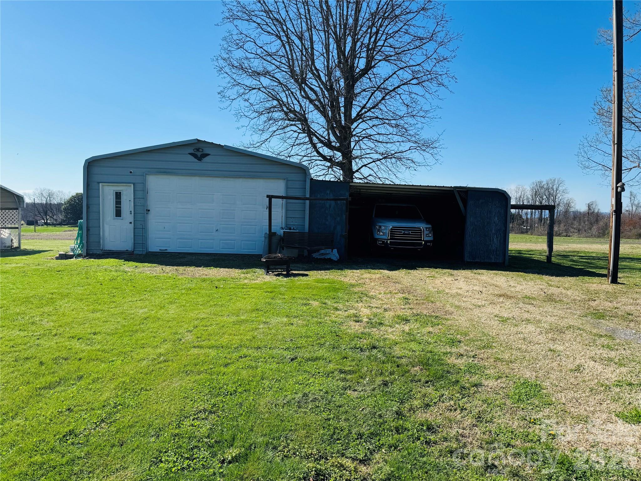 824 Baxter Road — Cherryville