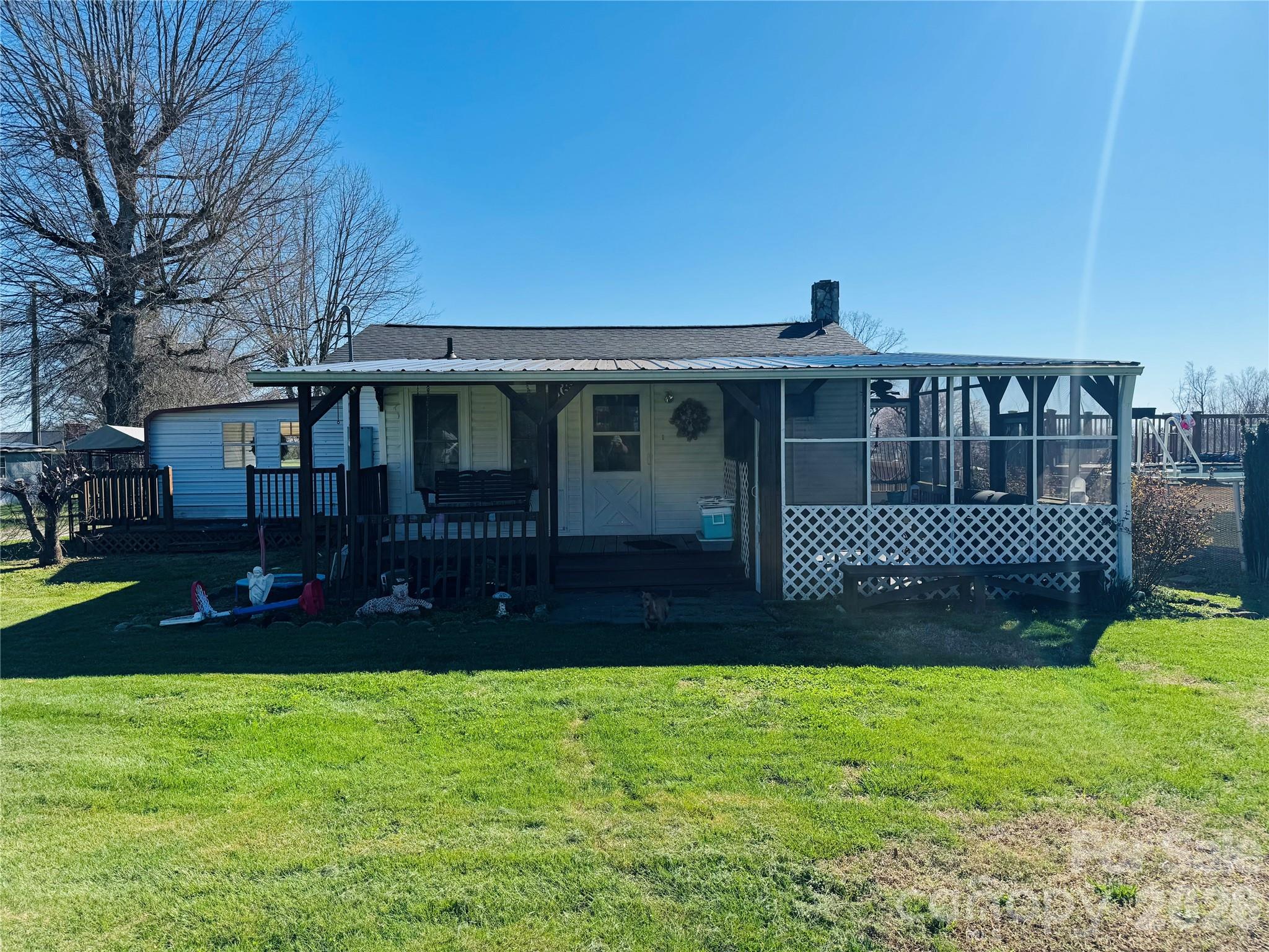824 Baxter Road — Cherryville