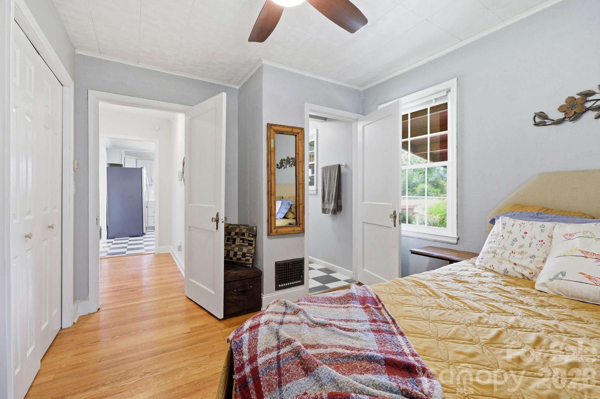 129 Mears Avenue — Canton