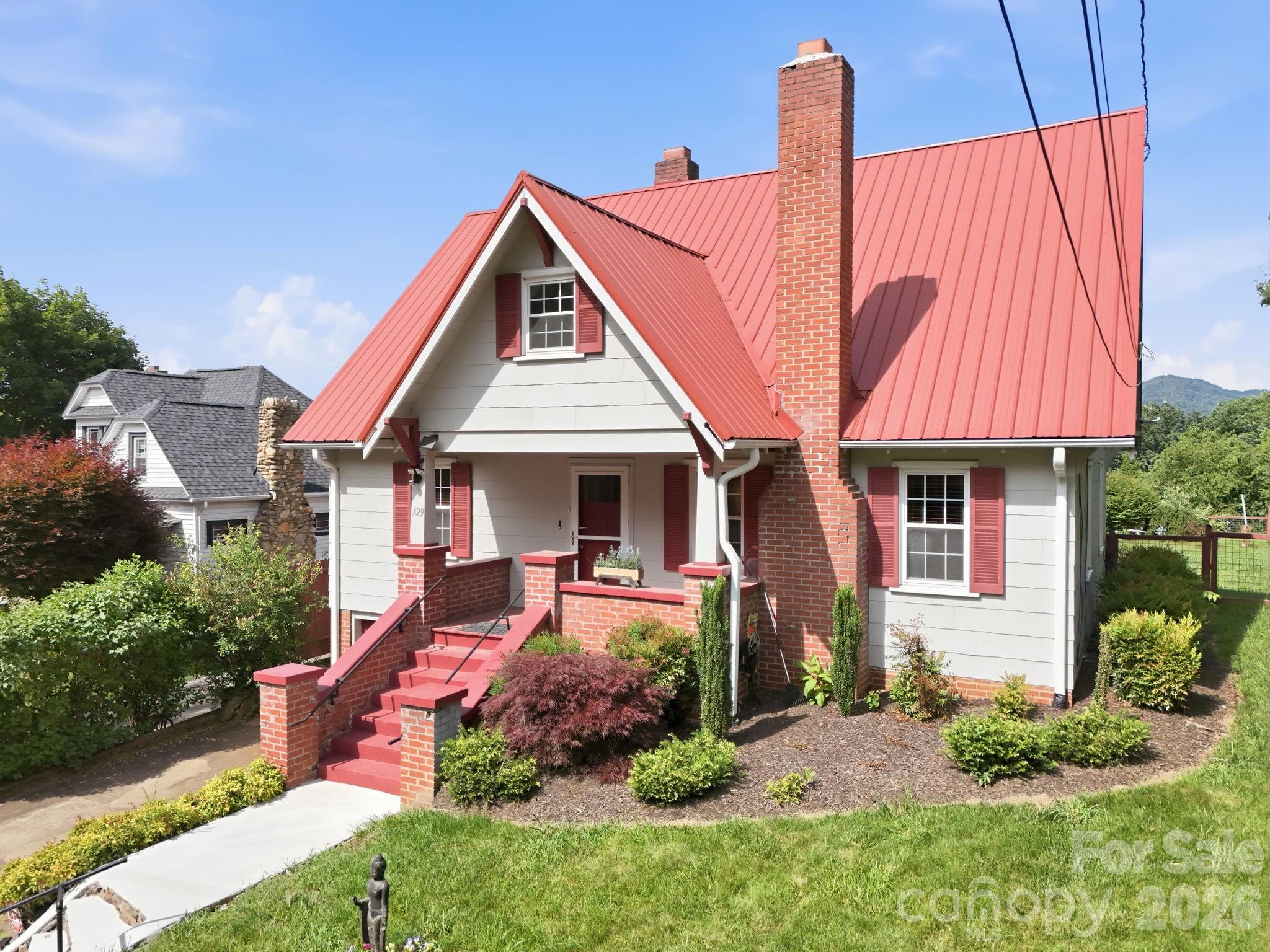 129 Mears Avenue — Canton