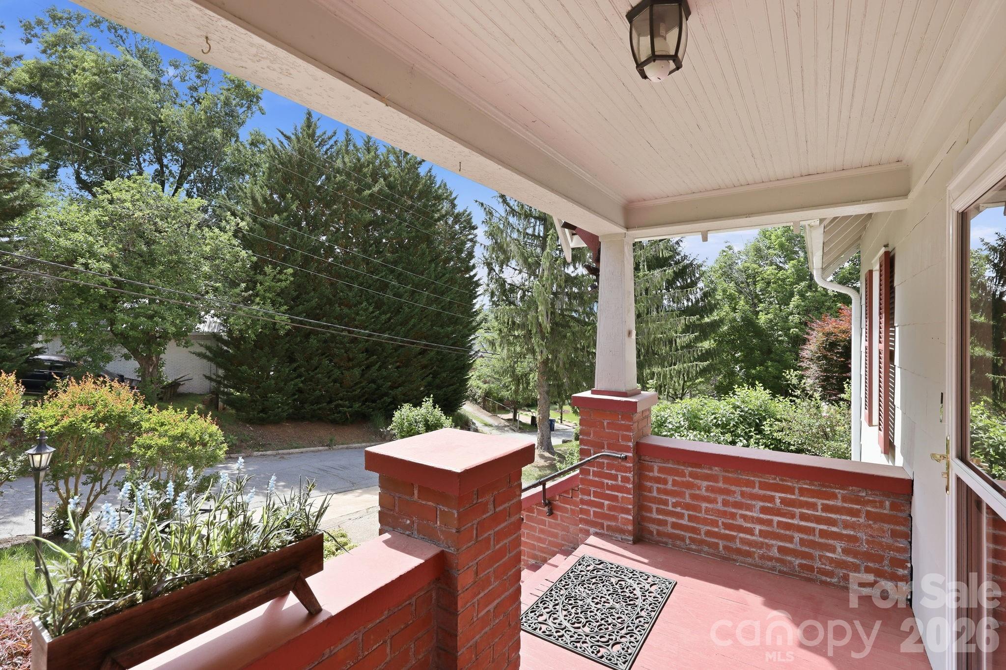 129 Mears Avenue — Canton