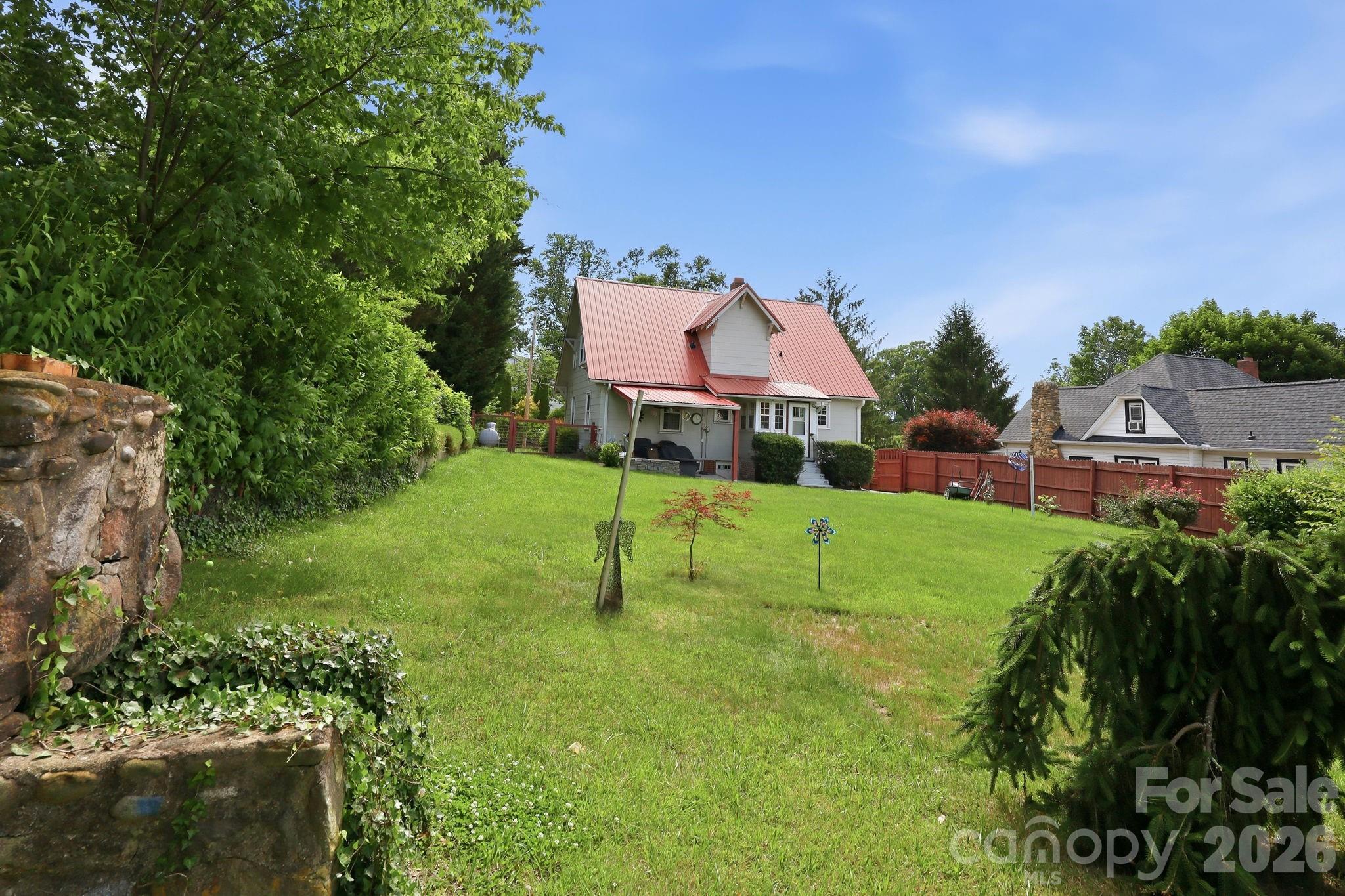 129 Mears Avenue — Canton