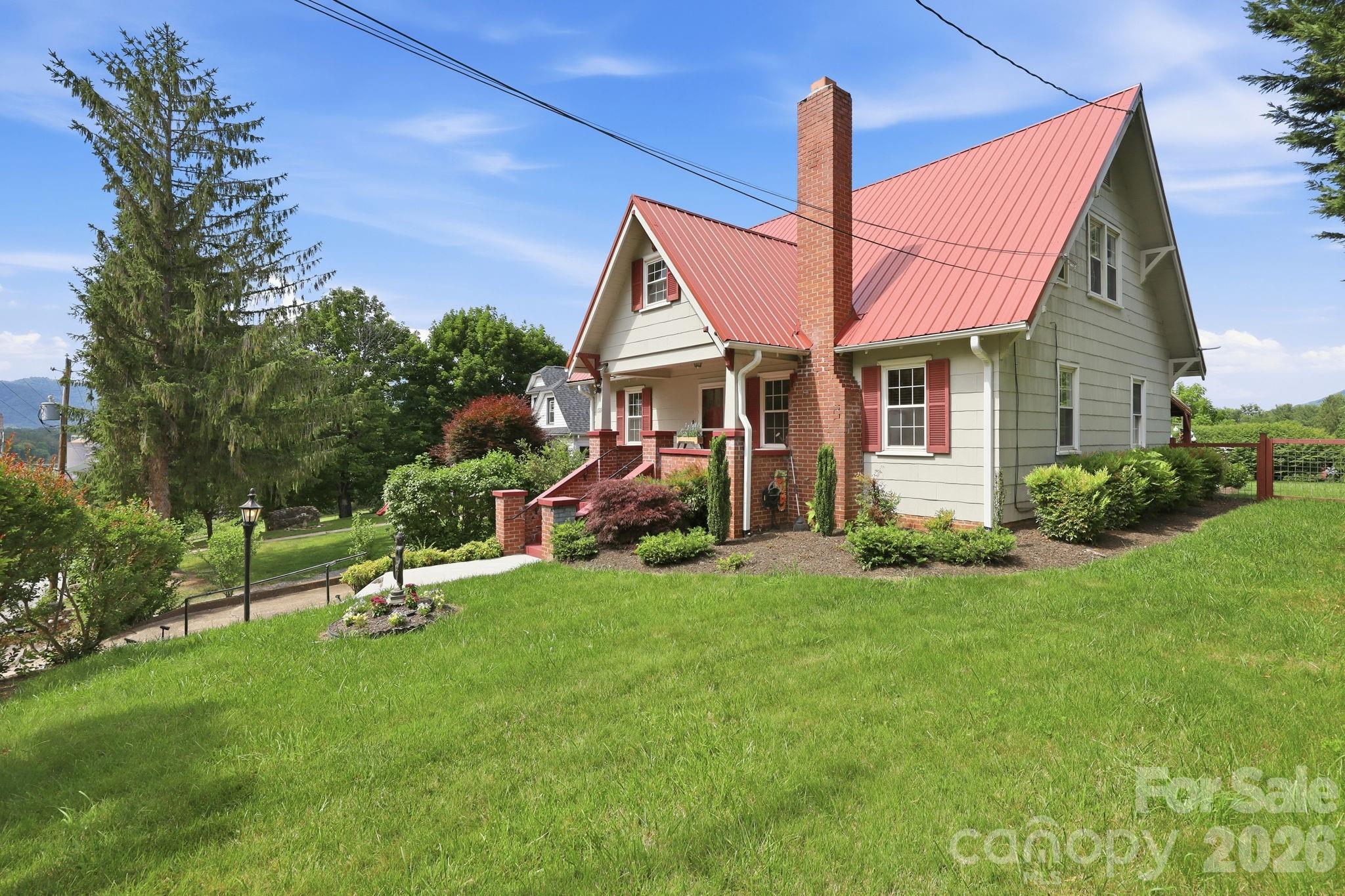 129 Mears Avenue — Canton