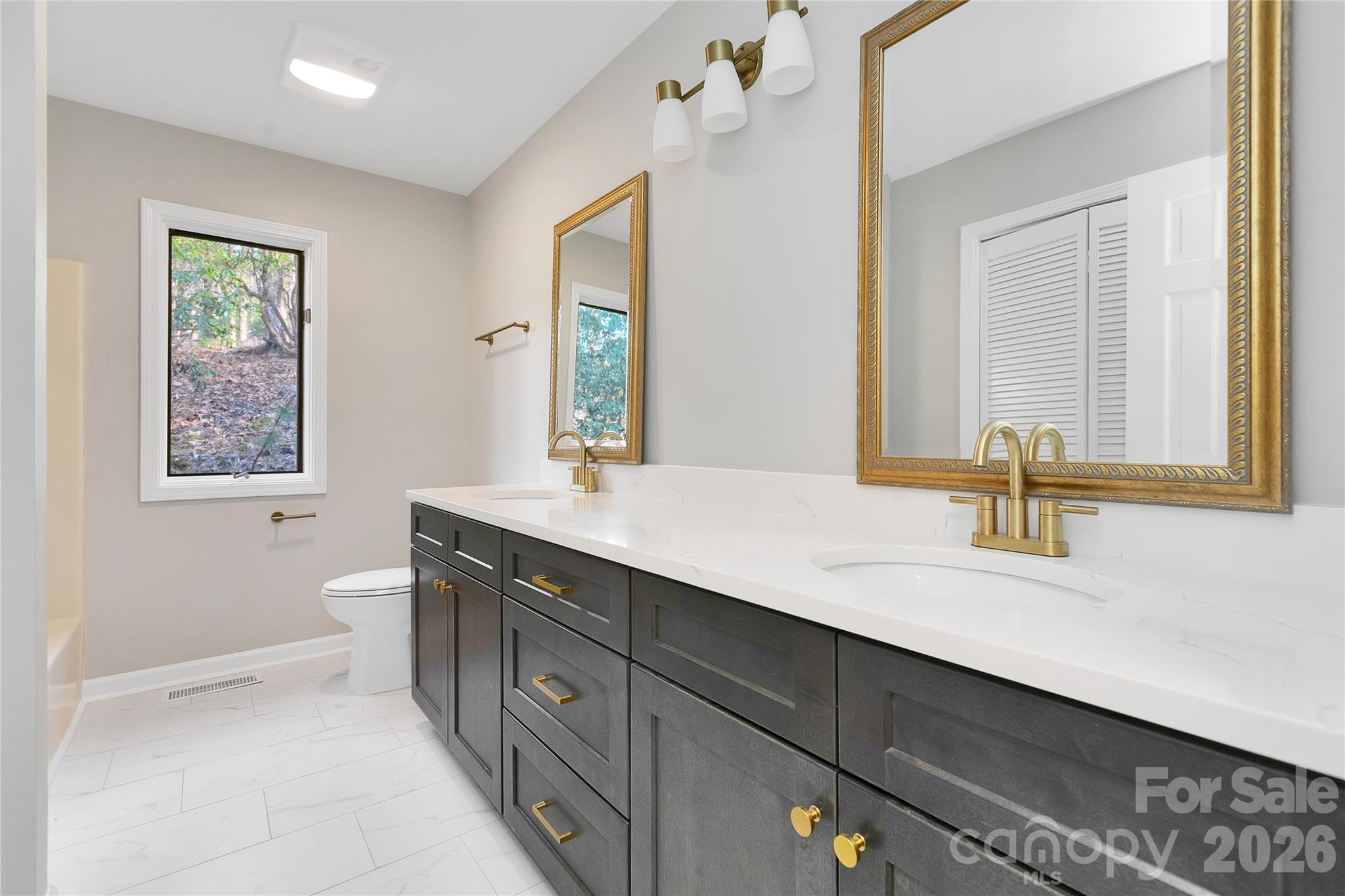 3814 Connestee Trail — Brevard