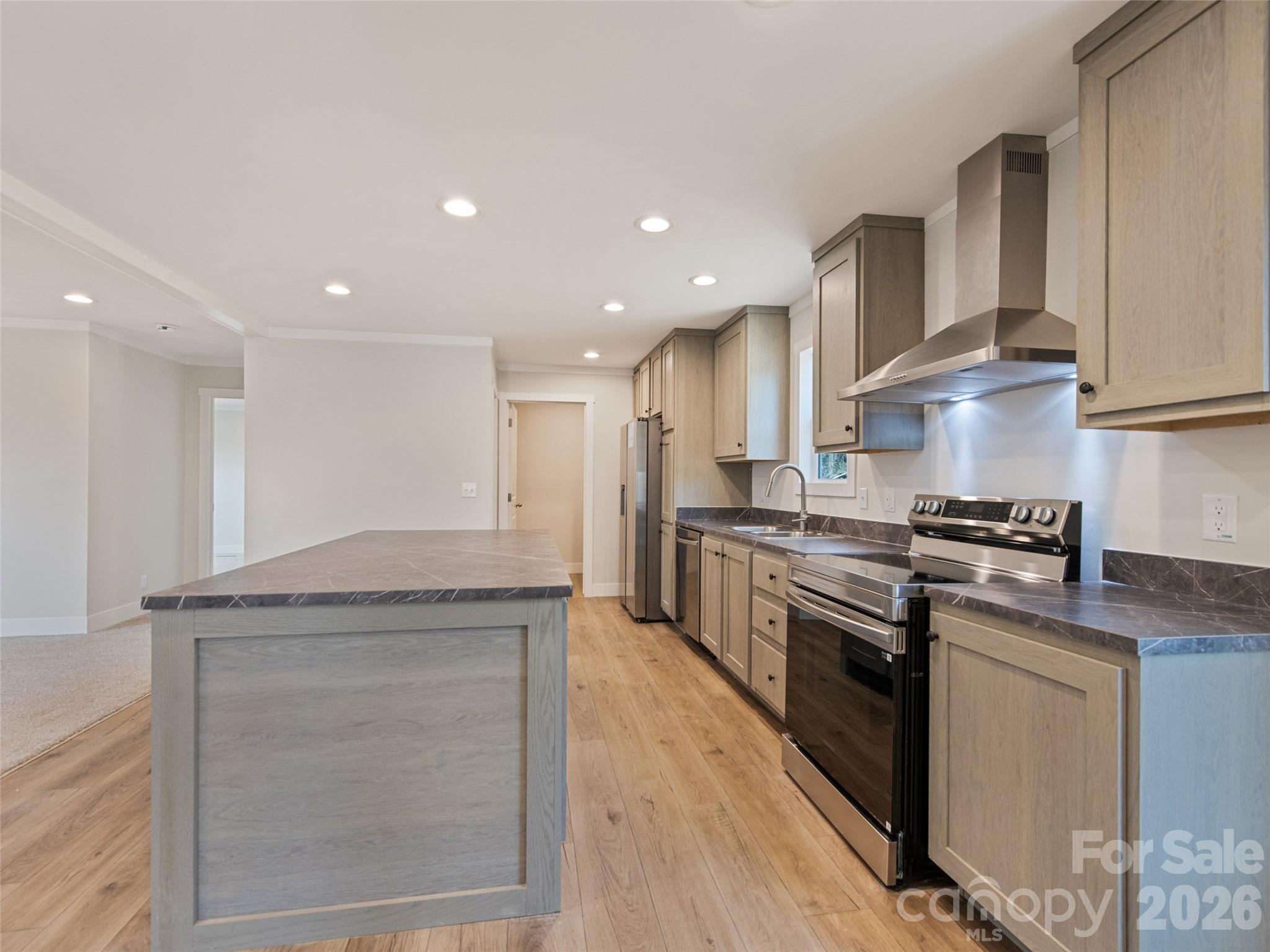 101 Geiranger Drive — Clyde