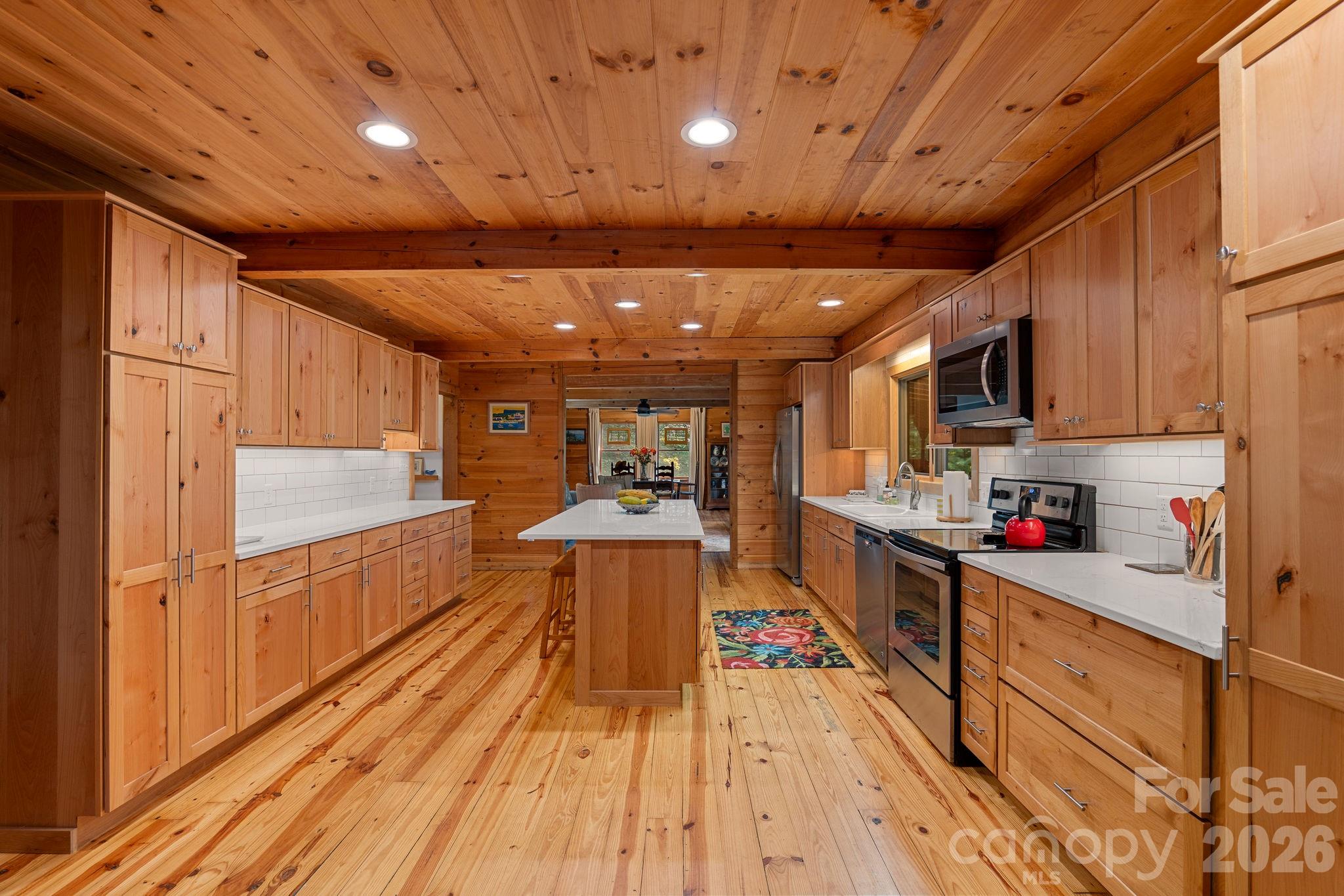 150 Avondale Ridge Road — Asheville