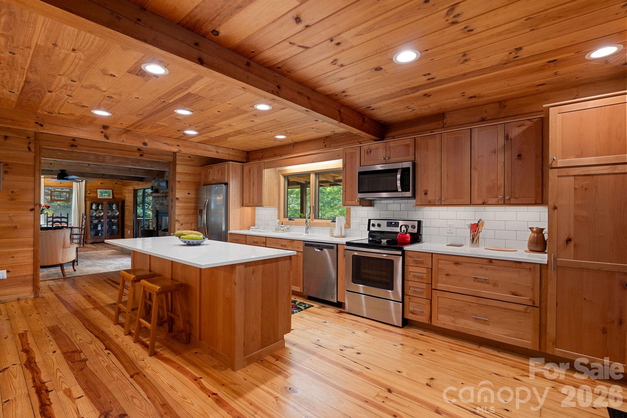 150 Avondale Ridge Road — Asheville