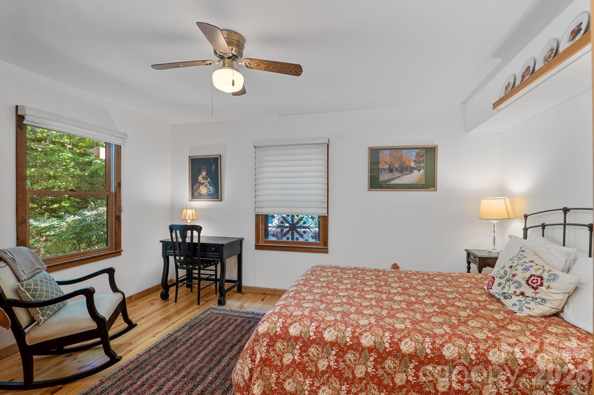 150 Avondale Ridge Road — Asheville