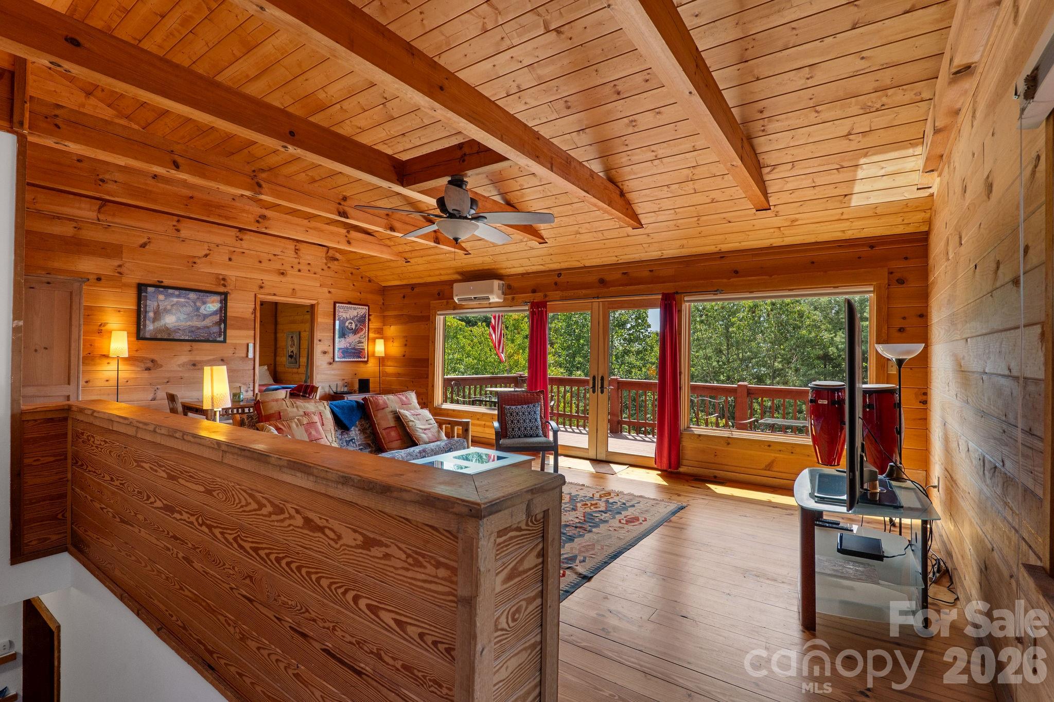 150 Avondale Ridge Road — Asheville