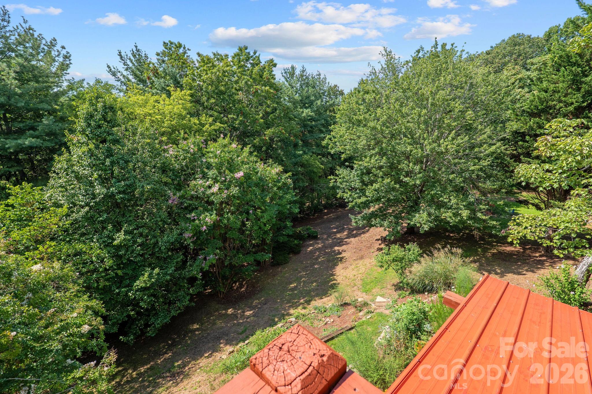 150 Avondale Ridge Road — Asheville