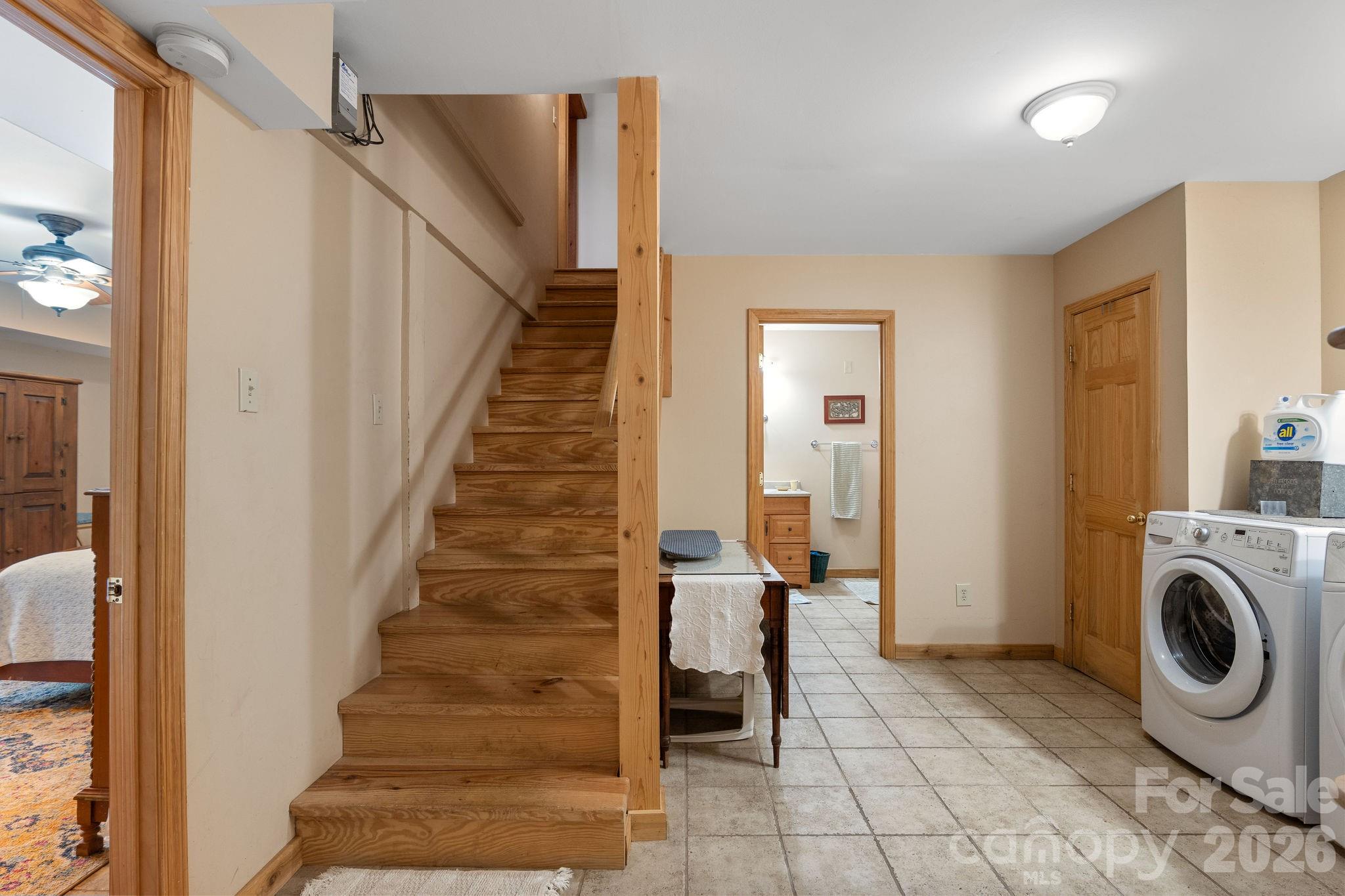 150 Avondale Ridge Road — Asheville