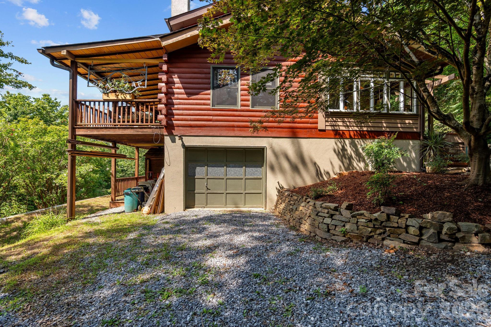 150 Avondale Ridge Road — Asheville