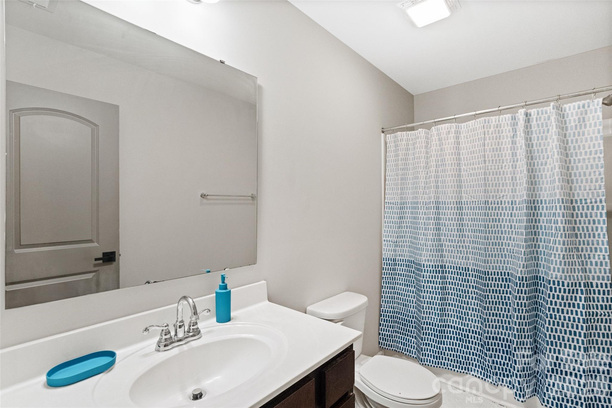 1525 Cazador Lane — York