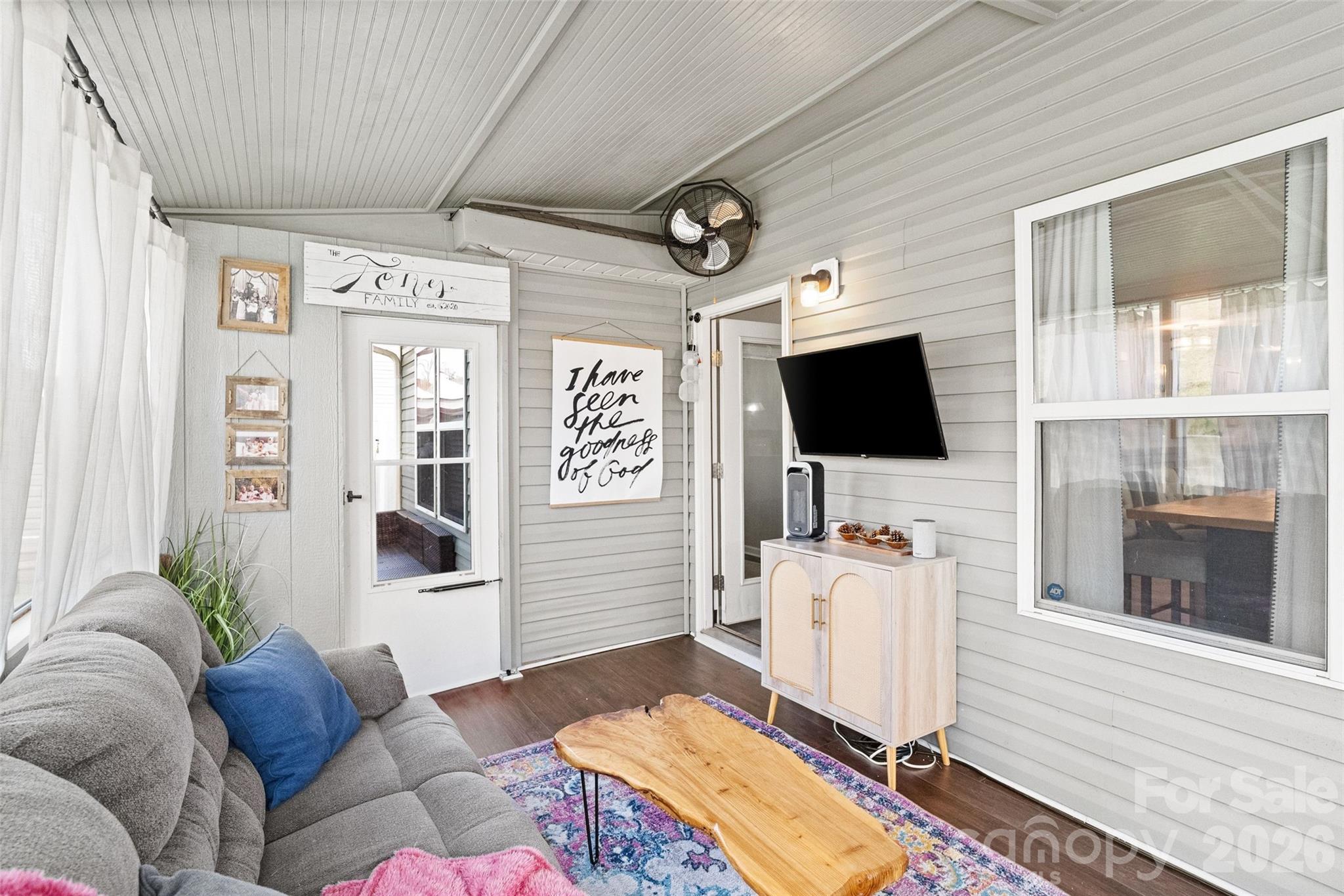 1525 Cazador Lane — York