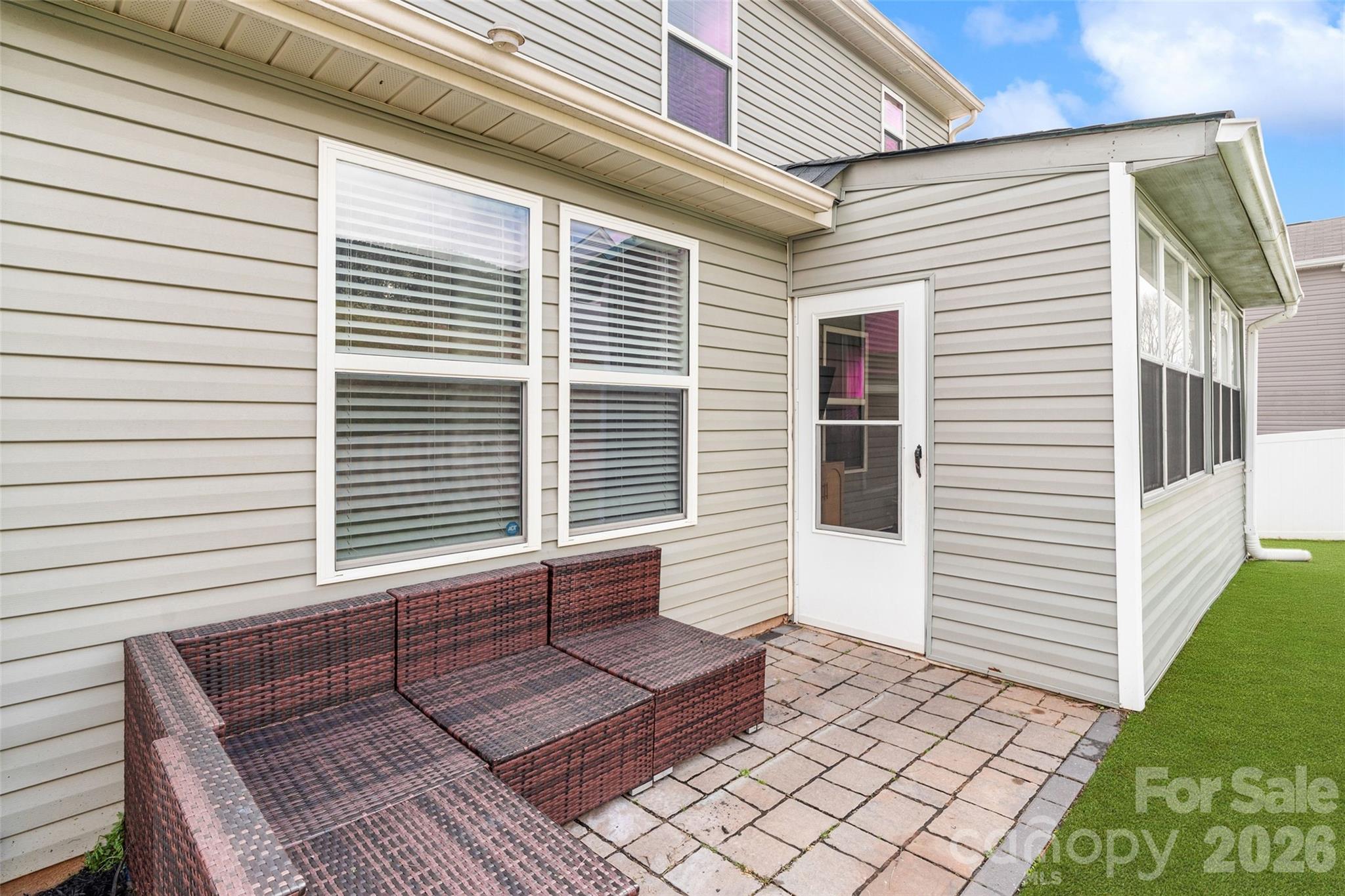 1525 Cazador Lane — York