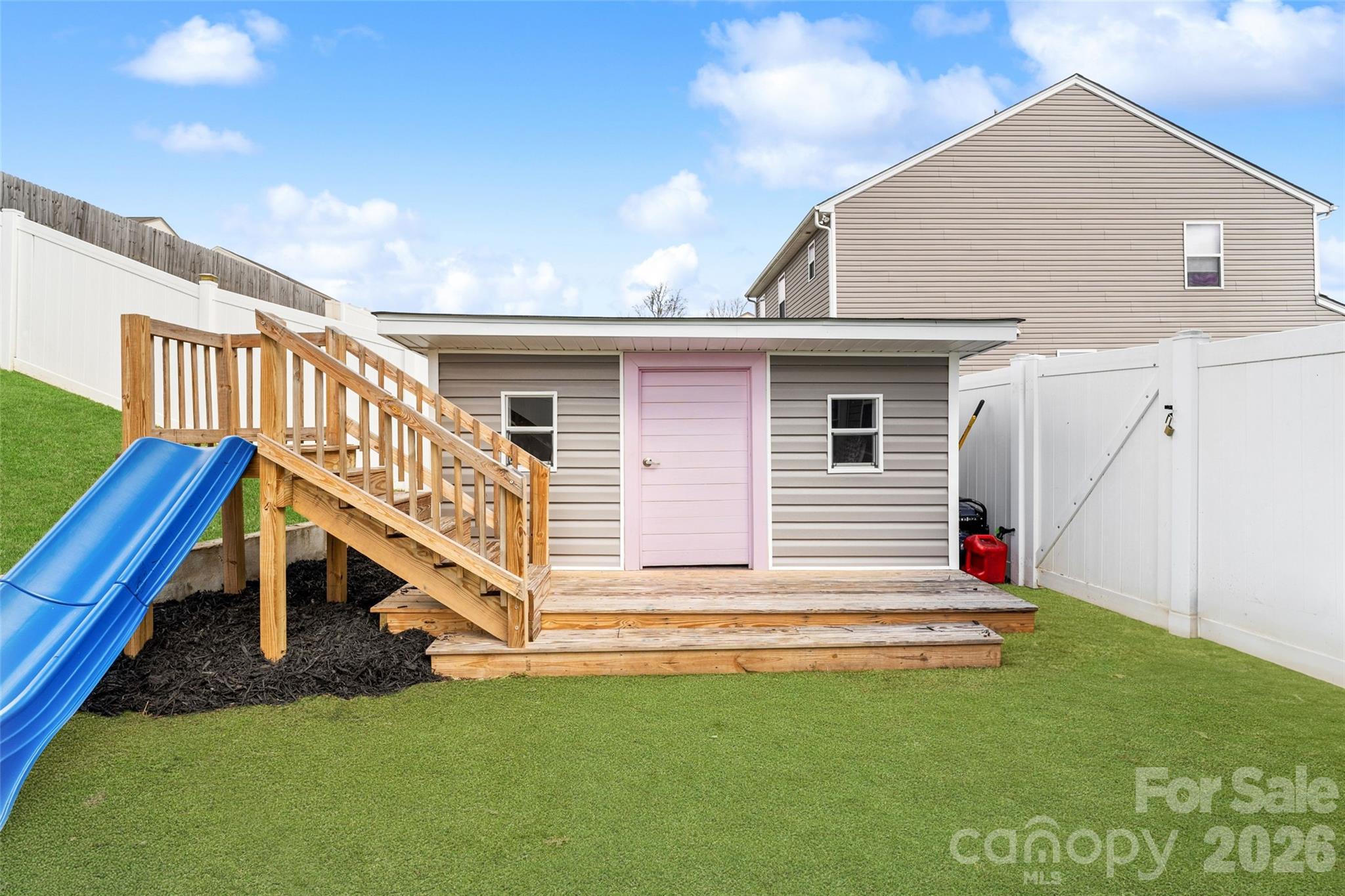 1525 Cazador Lane — York