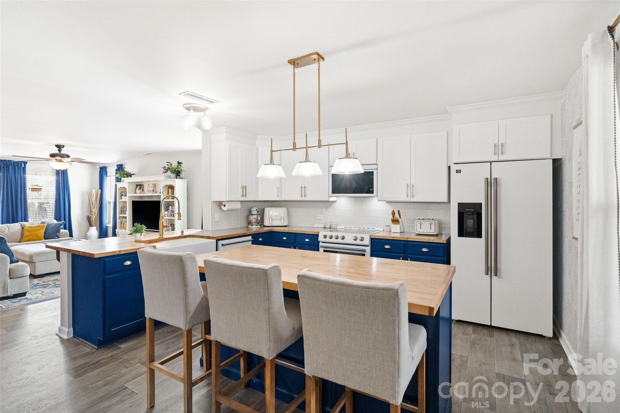 1525 Cazador Lane — York