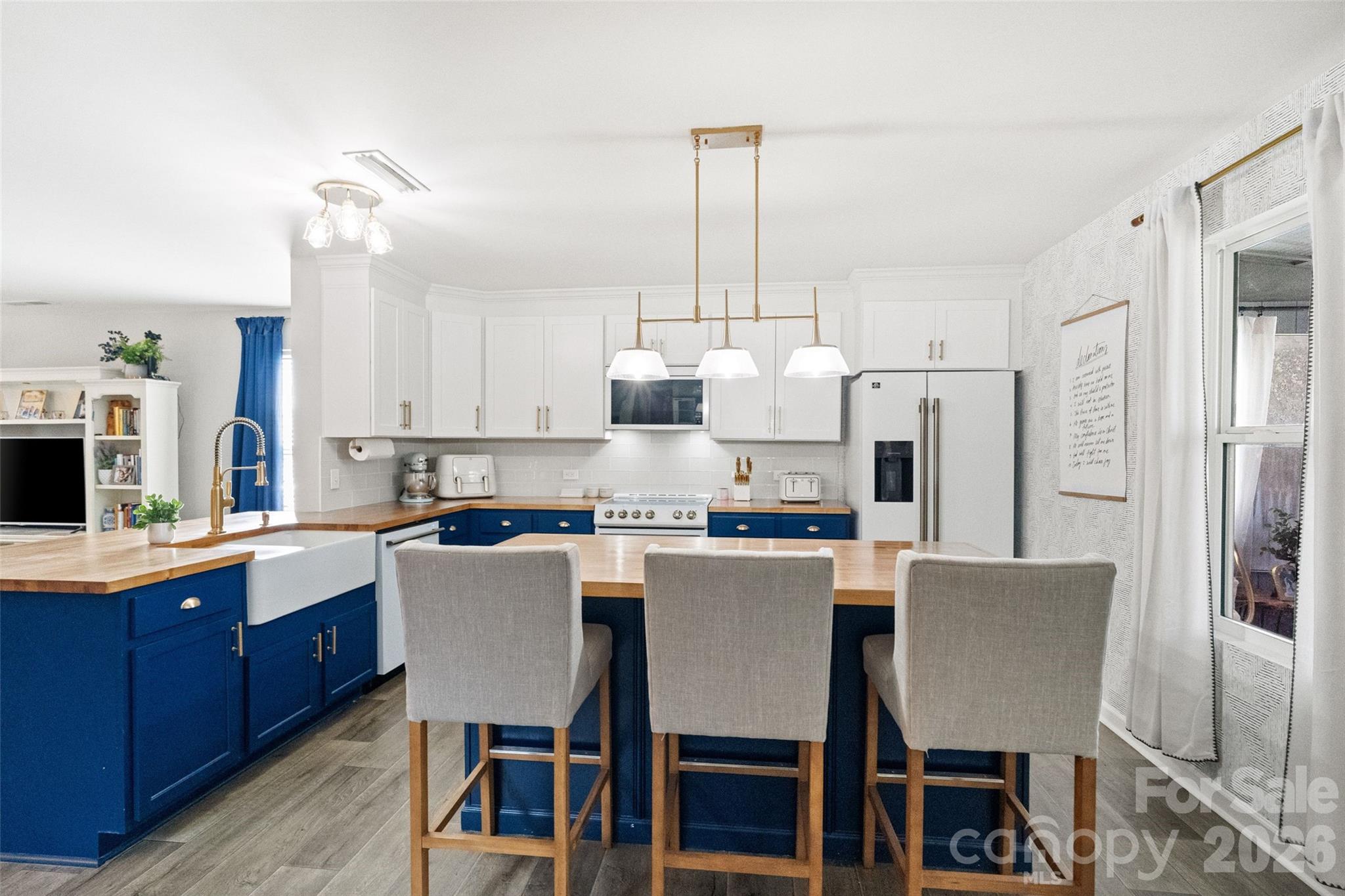 1525 Cazador Lane — York