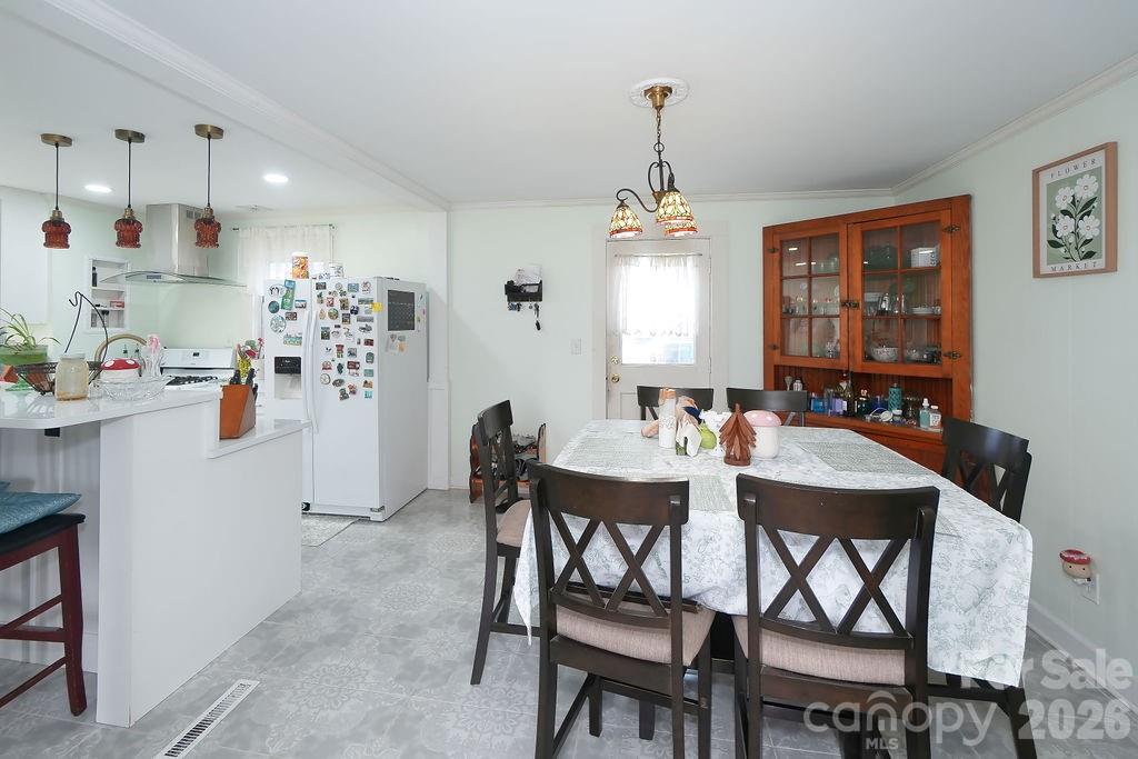 606 Main Street — China Grove